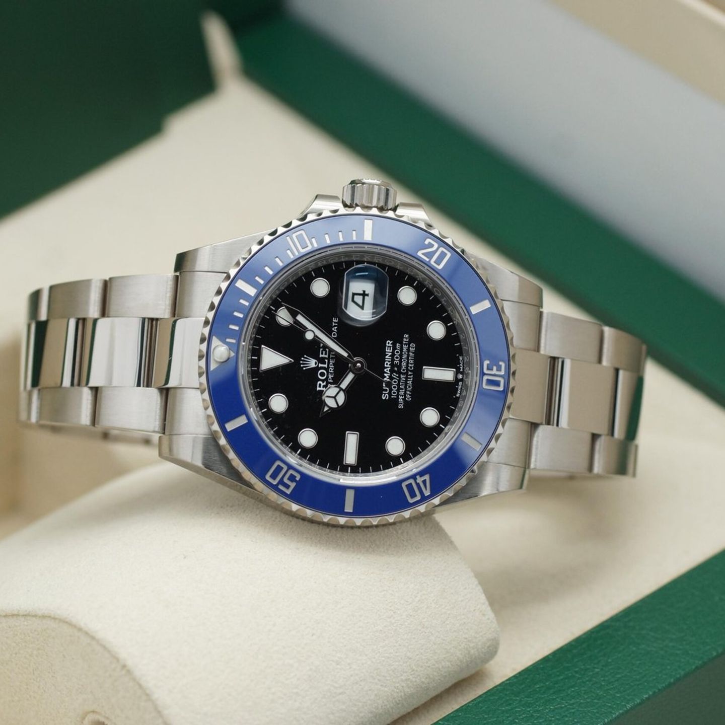 Rolex Submariner Date 126619LB (2022) - Black dial 41 mm White Gold case (1/8)