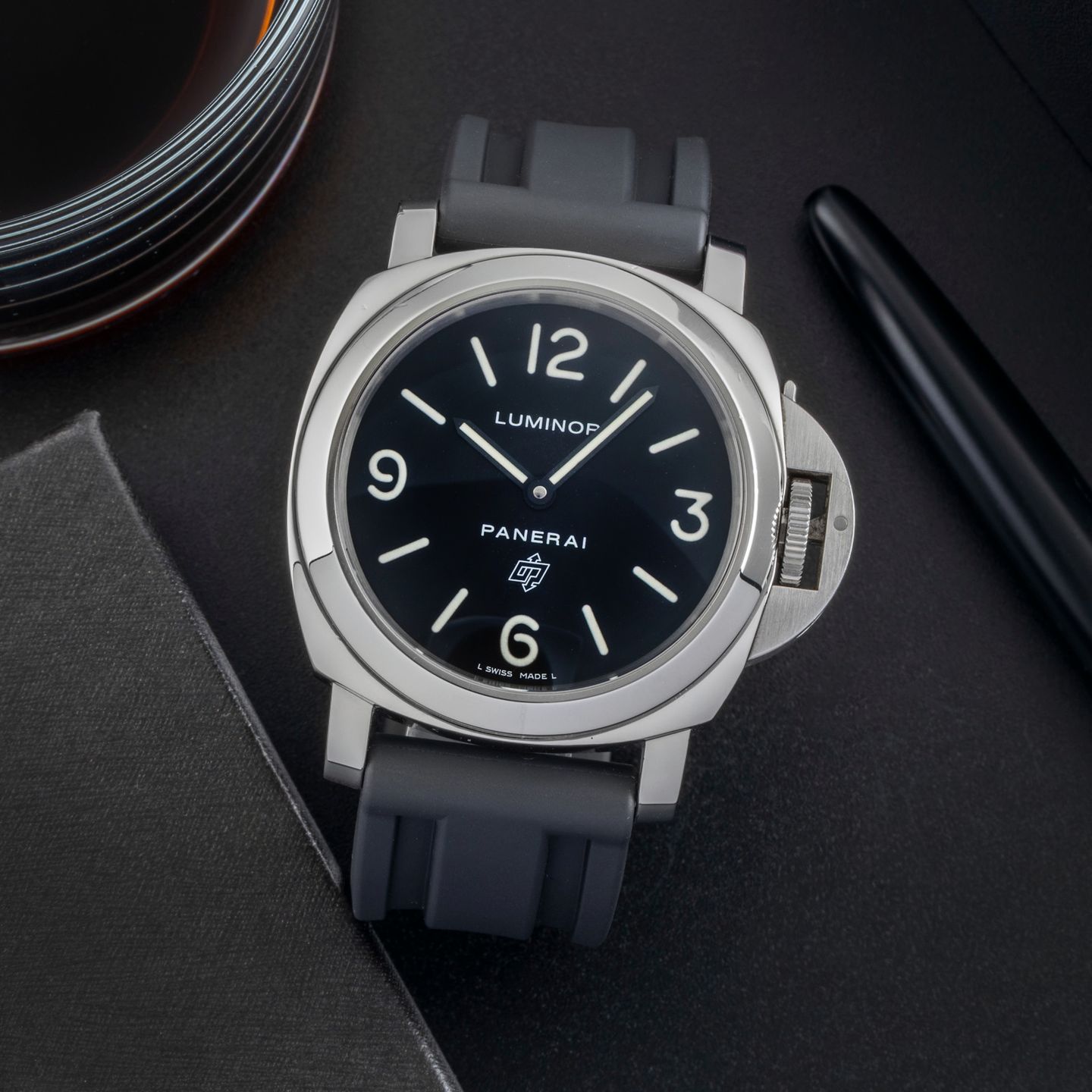 Panerai Luminor Base Logo PAM00000 (Unknown (random serial)) - Black dial 44 mm Steel case (1/8)