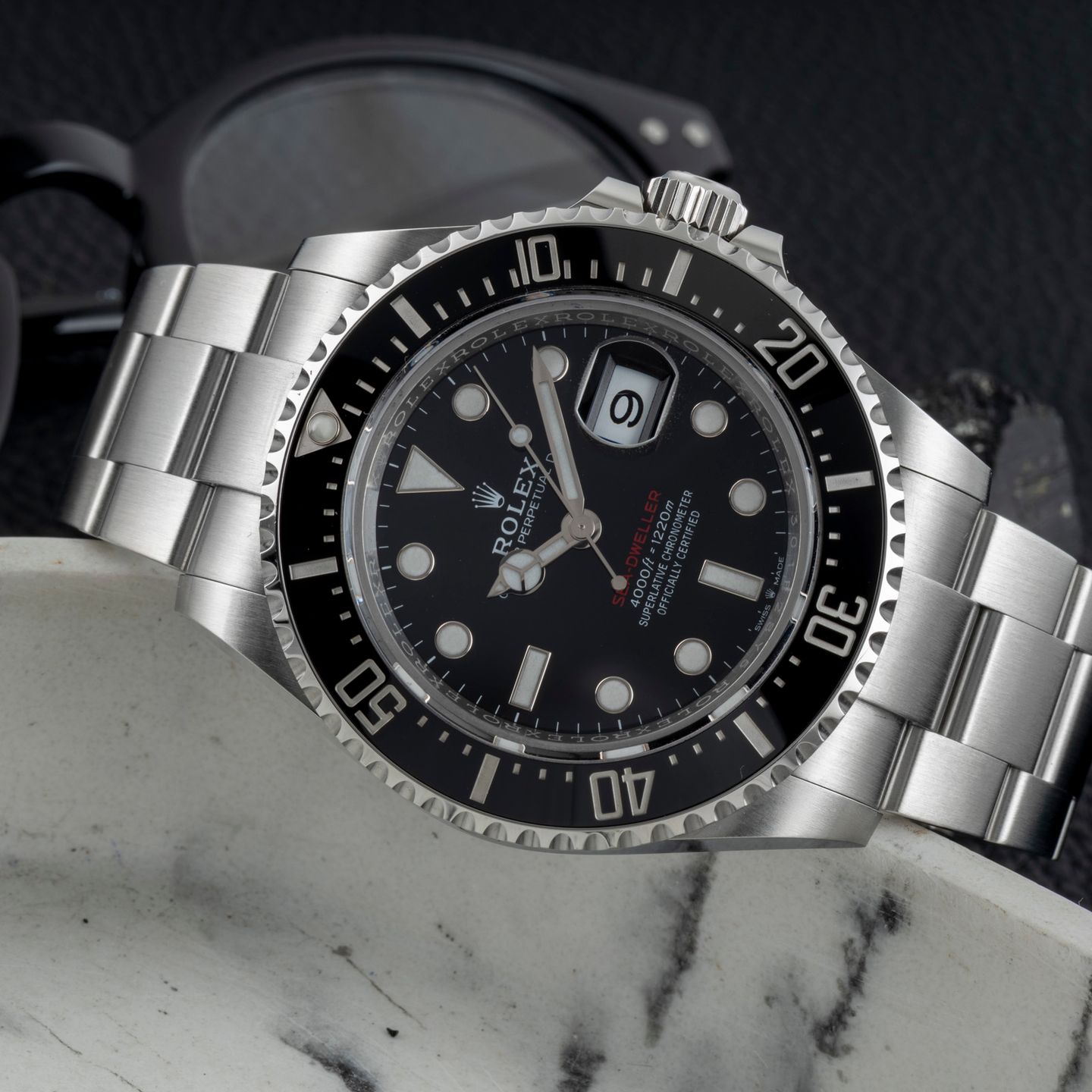 Rolex Sea-Dweller 126600 - (2/8)