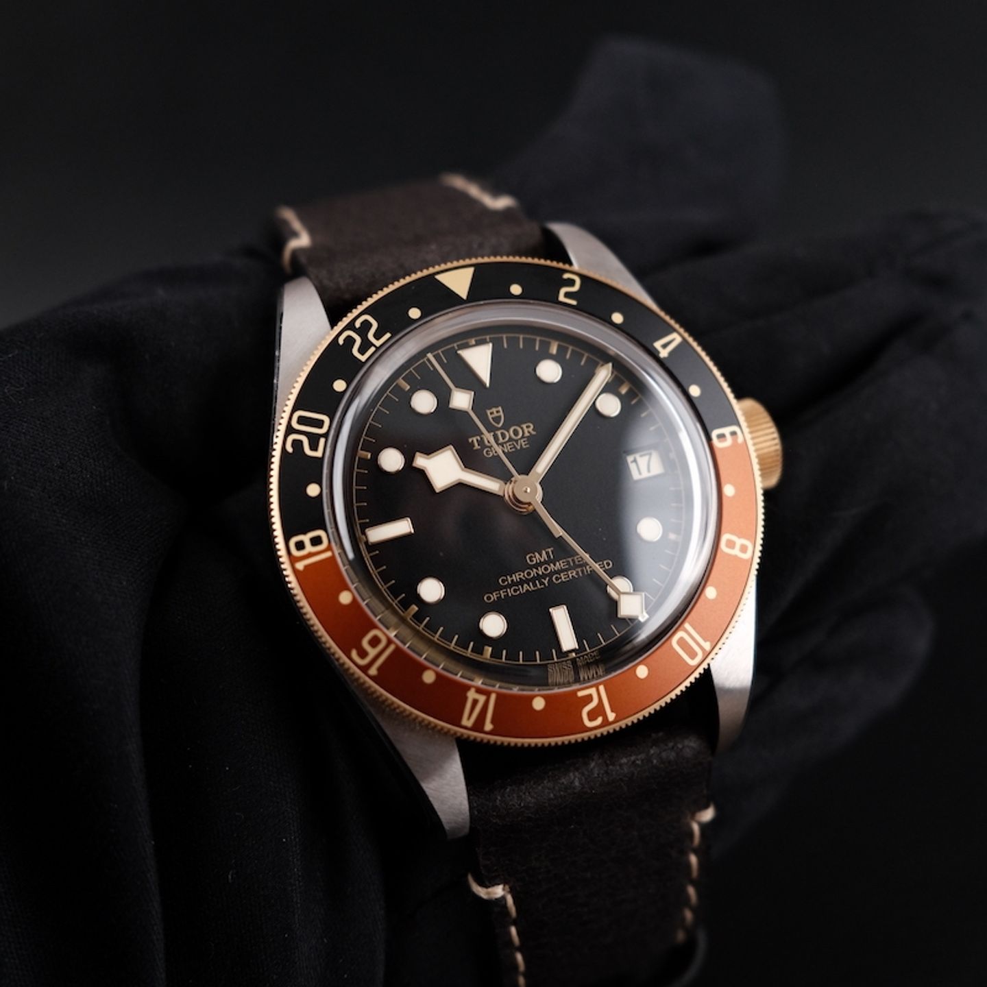 Tudor Black Bay GMT 79833MN (2022) - Black dial 41 mm Steel case (1/8)