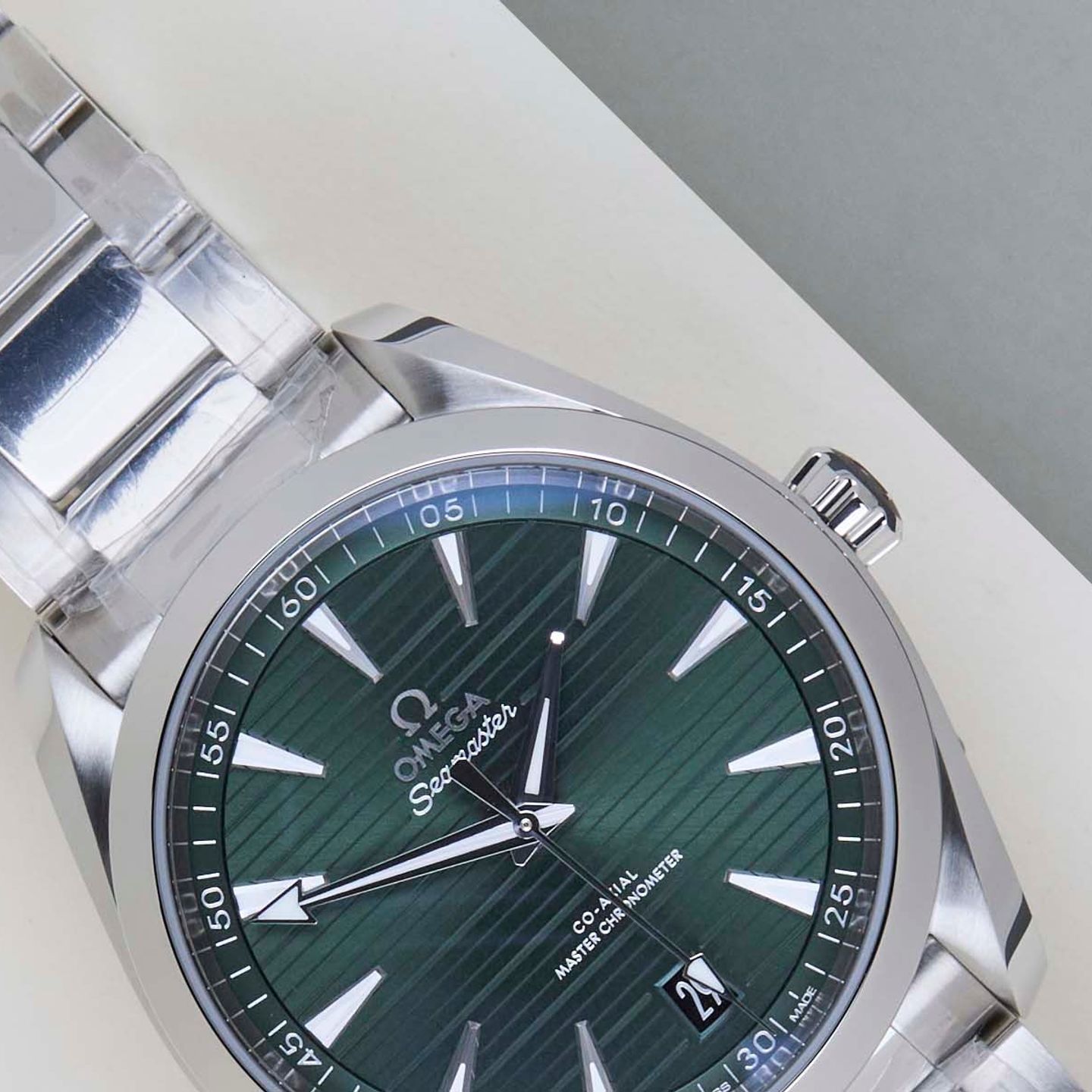 Omega Seamaster Aqua Terra 220.10.41.21.10.001 (2025) - Groen wijzerplaat 41mm Staal (3/8)