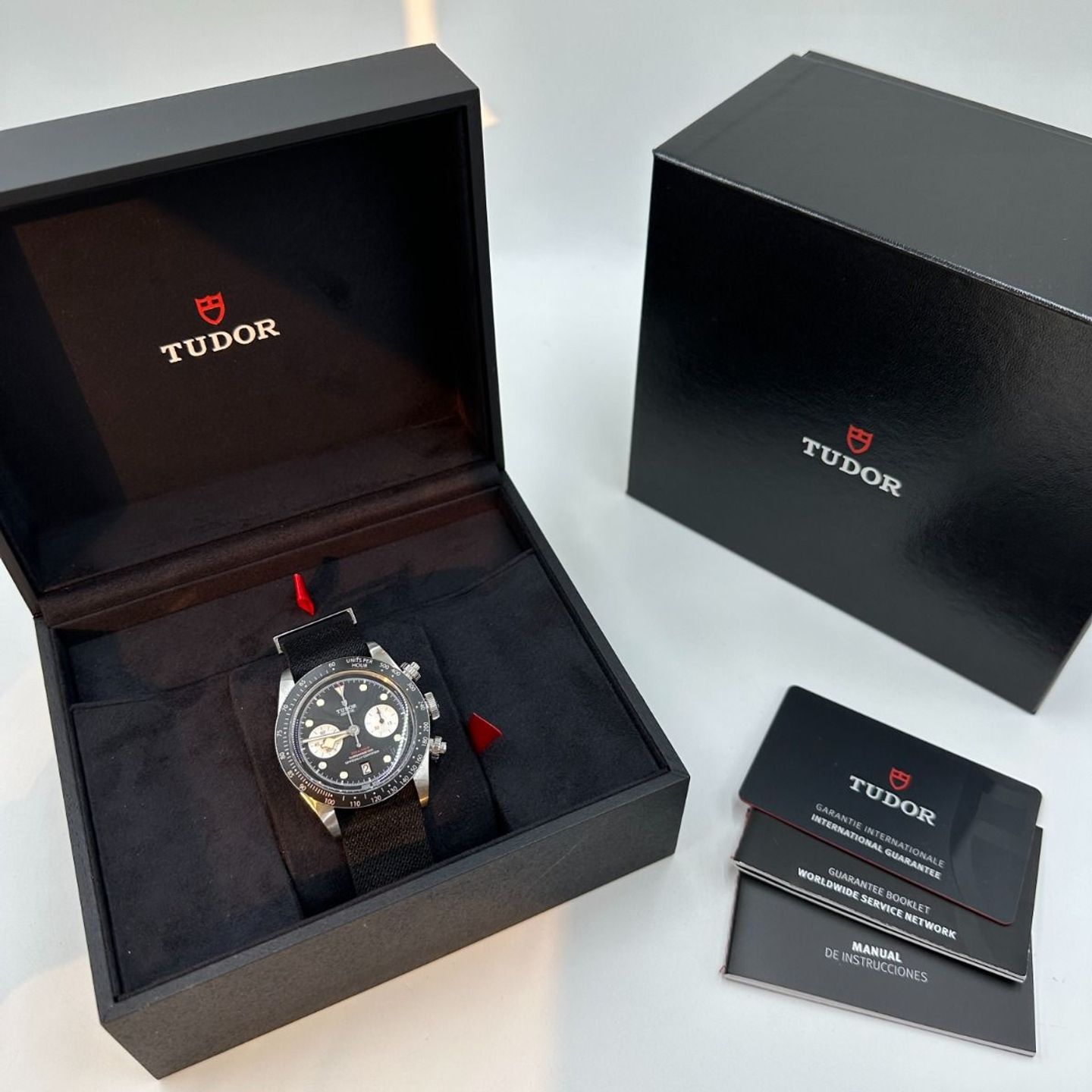 Tudor Black Bay Chrono 79360N-0007 (2023) - Black dial 41 mm Steel case (3/8)