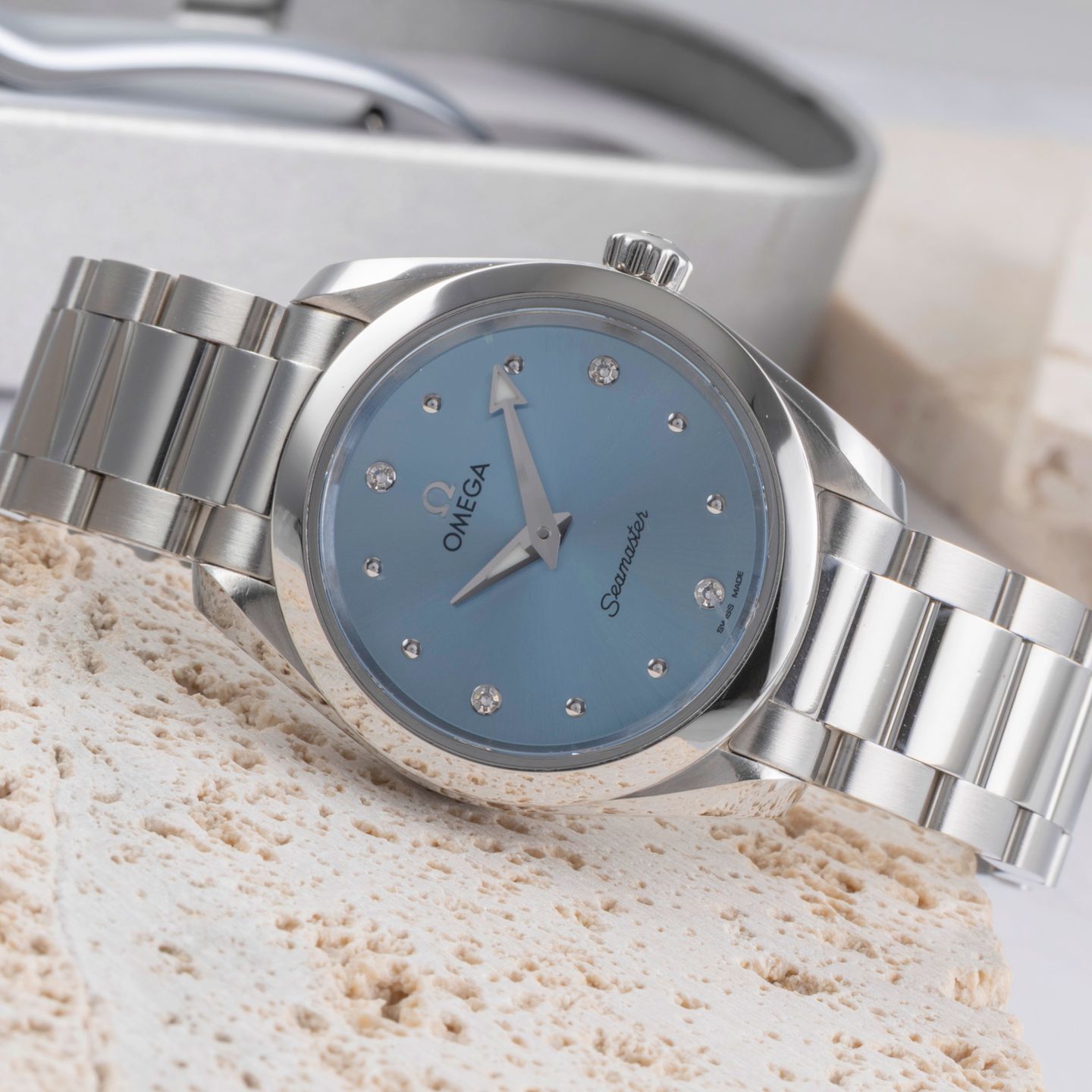 Omega Seamaster Aqua Terra 220.10.28.60.53.001 - (2/8)