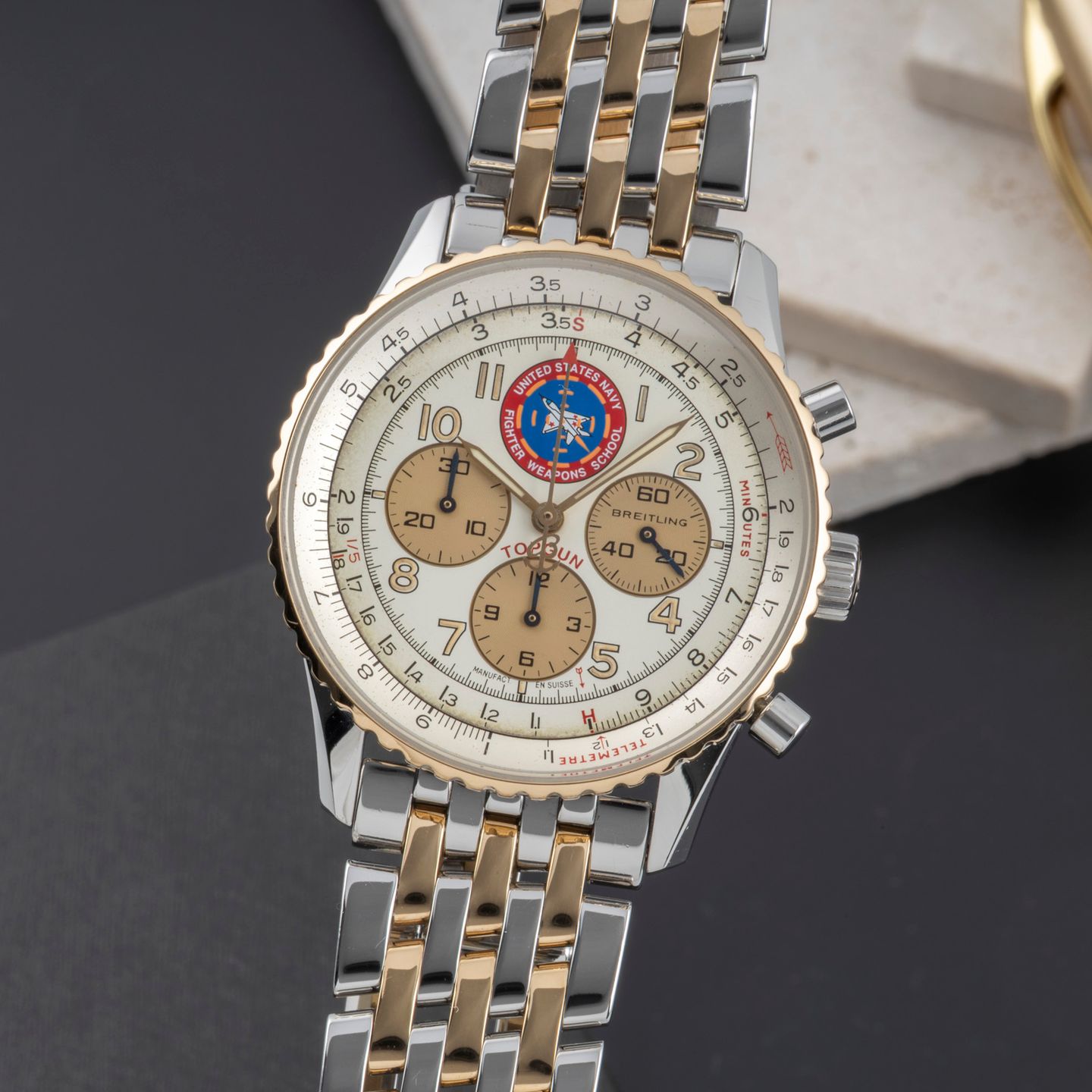 Breitling Navitimer D30022 (Unknown (random serial)) - Silver dial 38 mm Steel case (3/8)