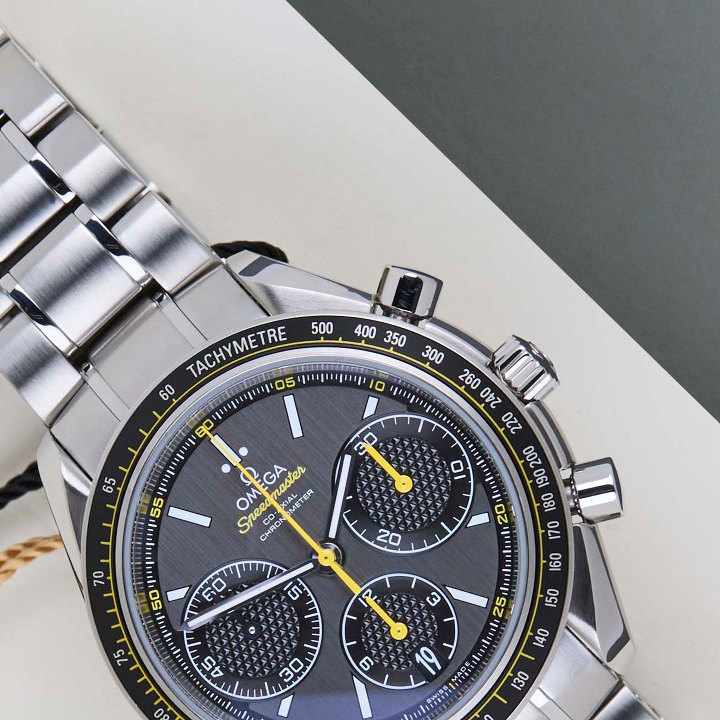 Omega Speedmaster Racing 326.30.40.50.06.001 (2018) - Grijs wijzerplaat 40mm Staal (3/8)