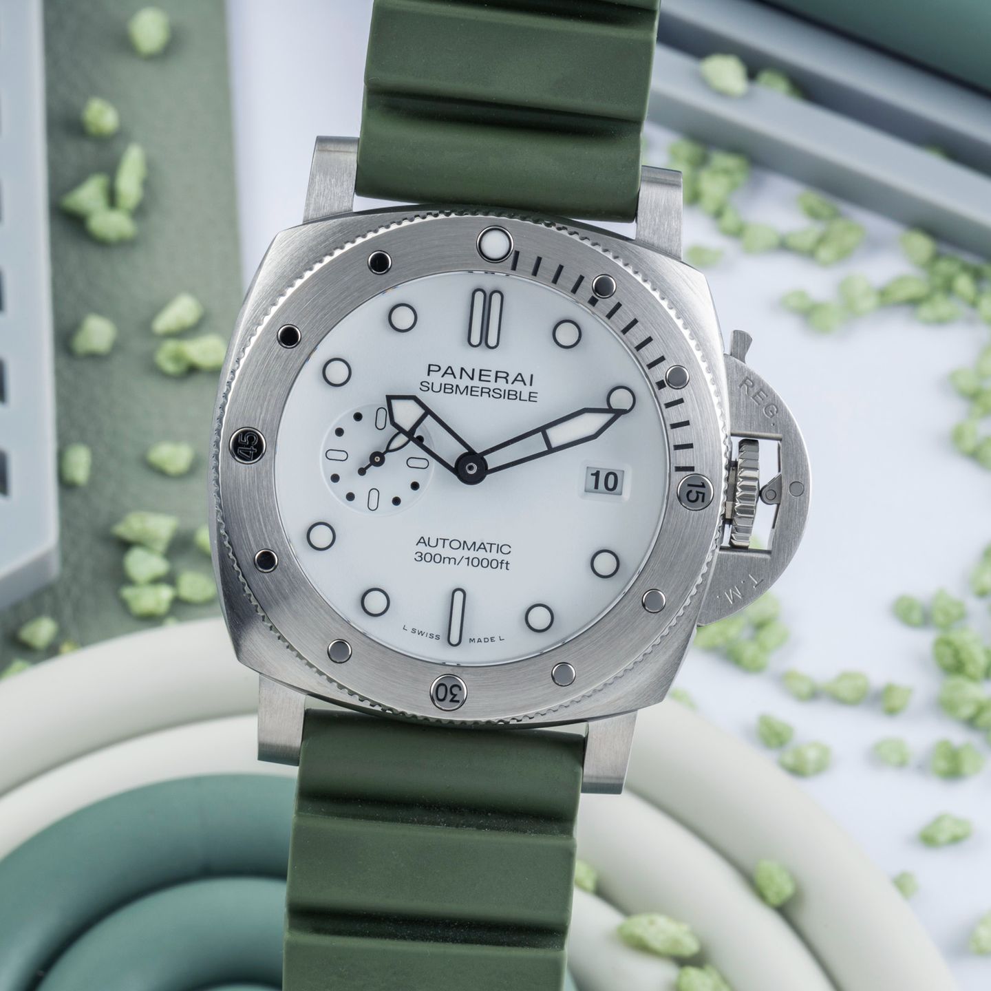 Panerai Luminor Submersible PAM01226 (Unknown (random serial)) - White dial 44 mm Steel case (3/8)