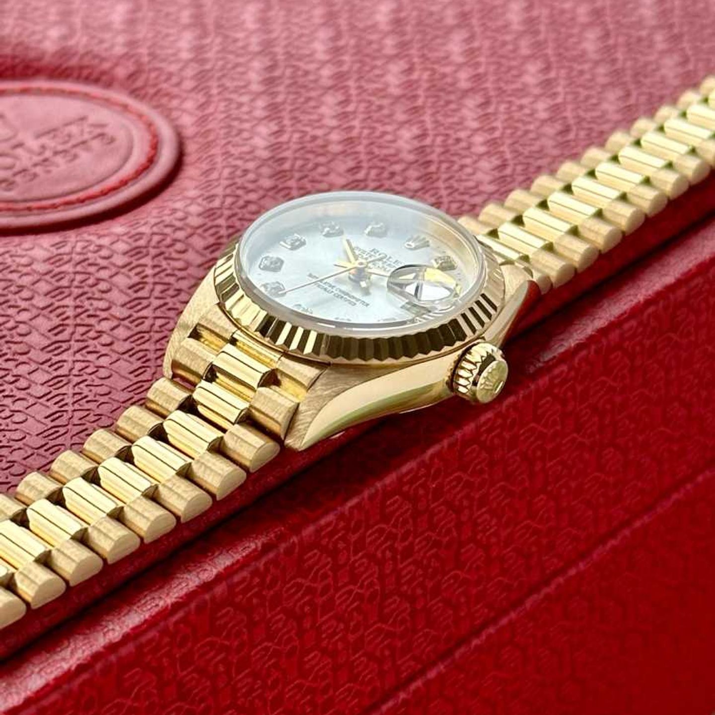 Rolex Lady-Datejust 69178G (1993) - Silver dial 26 mm Yellow Gold case (7/8)