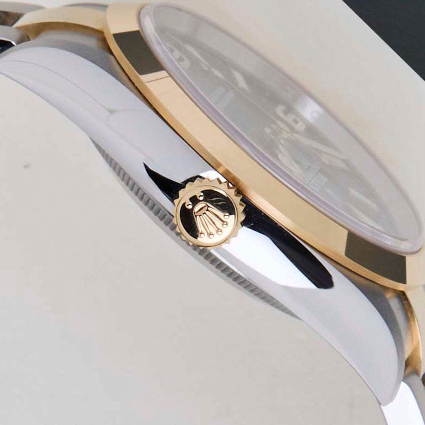 Rolex Explorer 124273 (2022) - Black dial 36 mm Gold/Steel case (8/8)