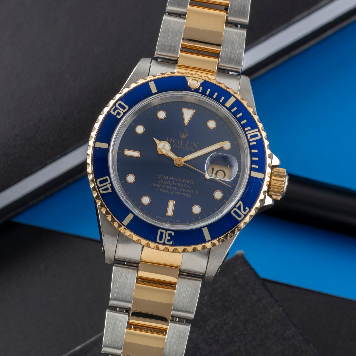 Rolex Submariner Date 16613 (1991) - Blue dial 40 mm Gold/Steel case (3/8)