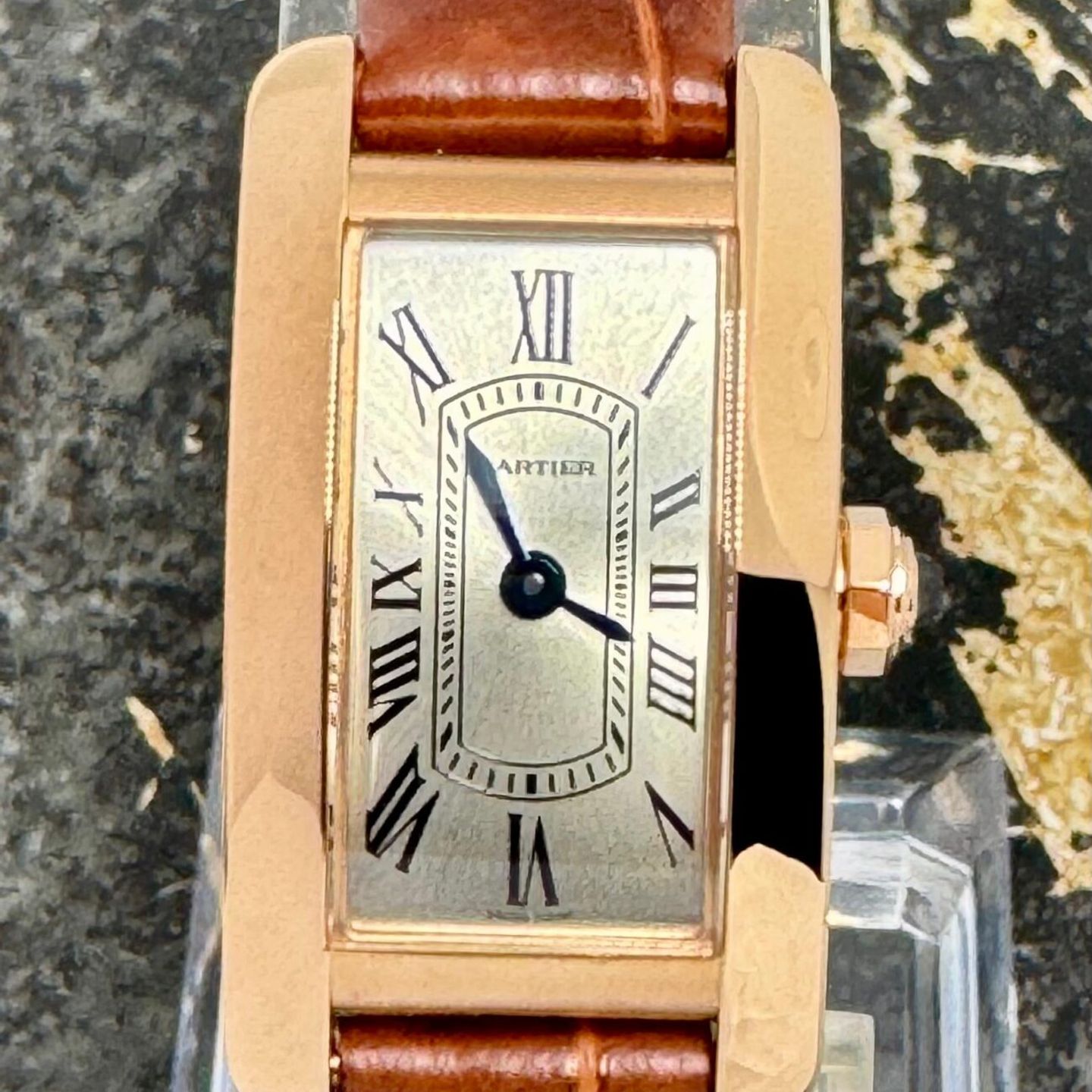 Cartier Tank Américaine WGTA0341 (2025) - Silver dial 15 mm Rose Gold case (2/8)
