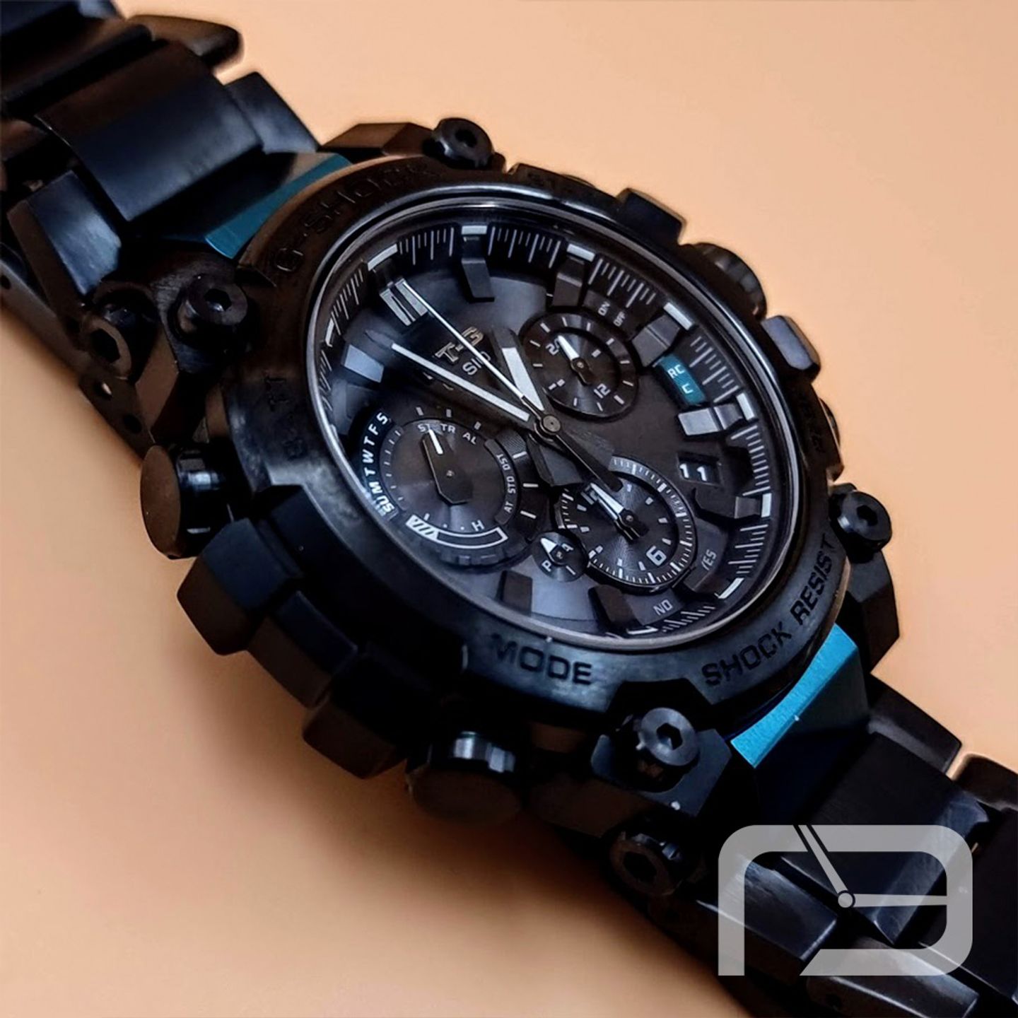 Casio G-Shock MTG-B3000BD-1A2ER (2024) - Zwart wijzerplaat 1 ATM Staal (2/8)