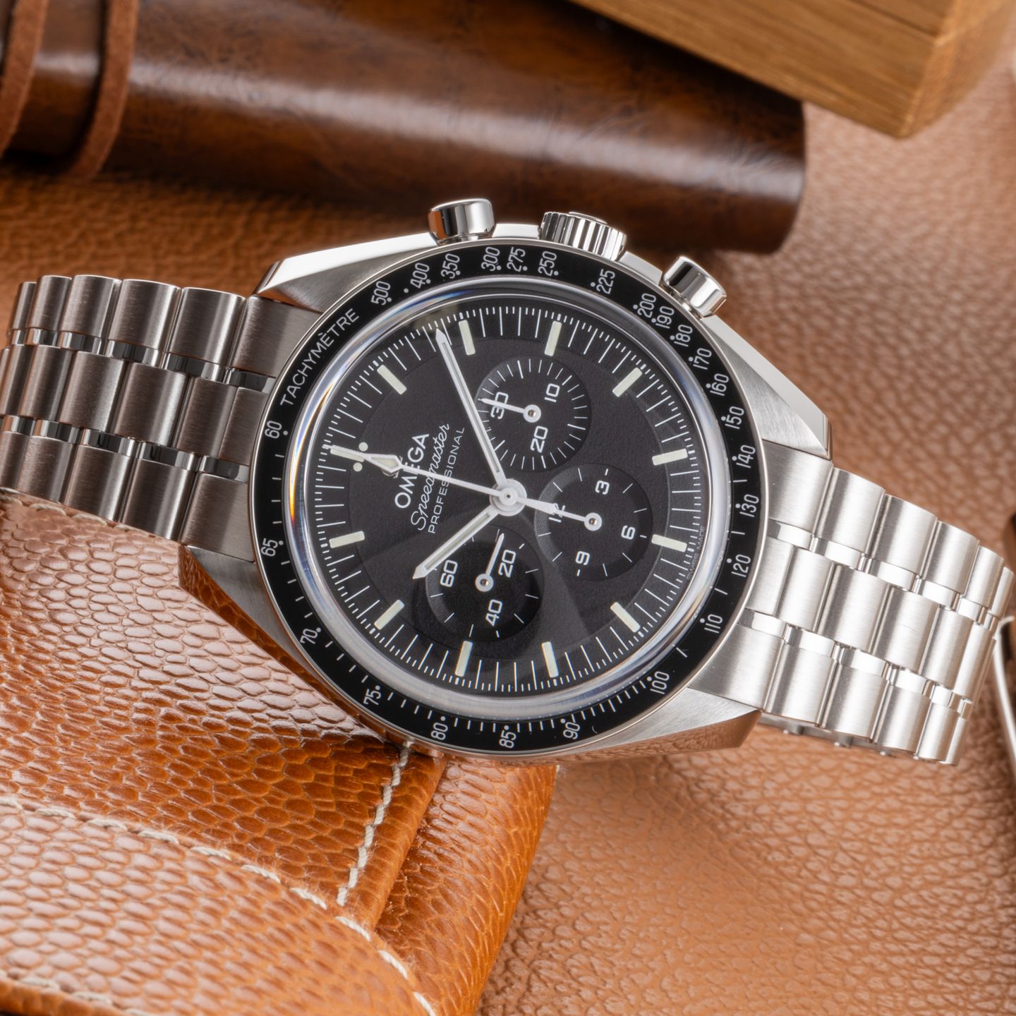 Omega Speedmaster Professional Moonwatch 310.30.42.50.01.002 (Onbekend (willekeurig serienummer)) - Zwart wijzerplaat 42mm Staal (2/8)