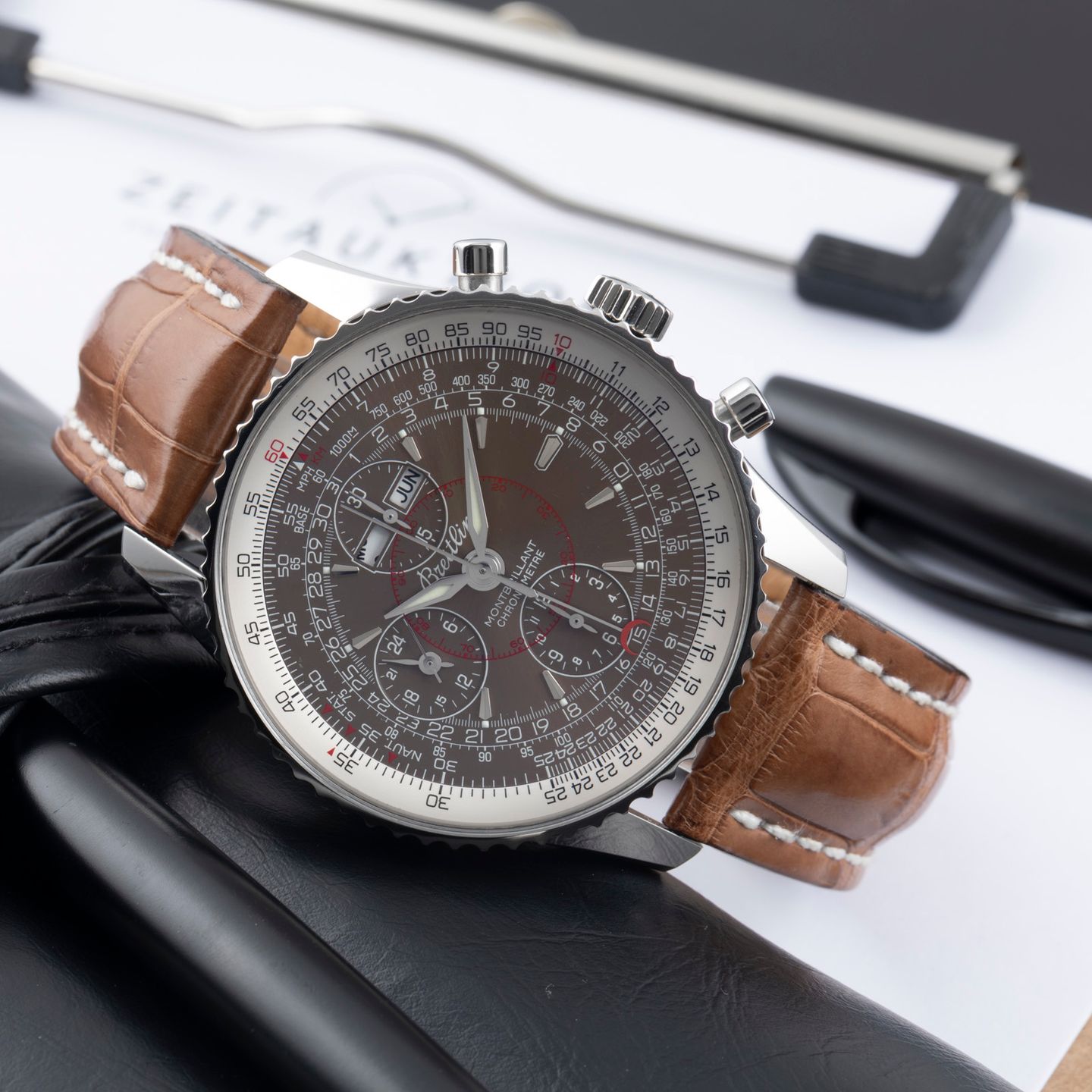 Breitling Montbrillant Datora A21330 (Unknown (random serial)) - Bronze dial 43 mm Steel case (2/8)