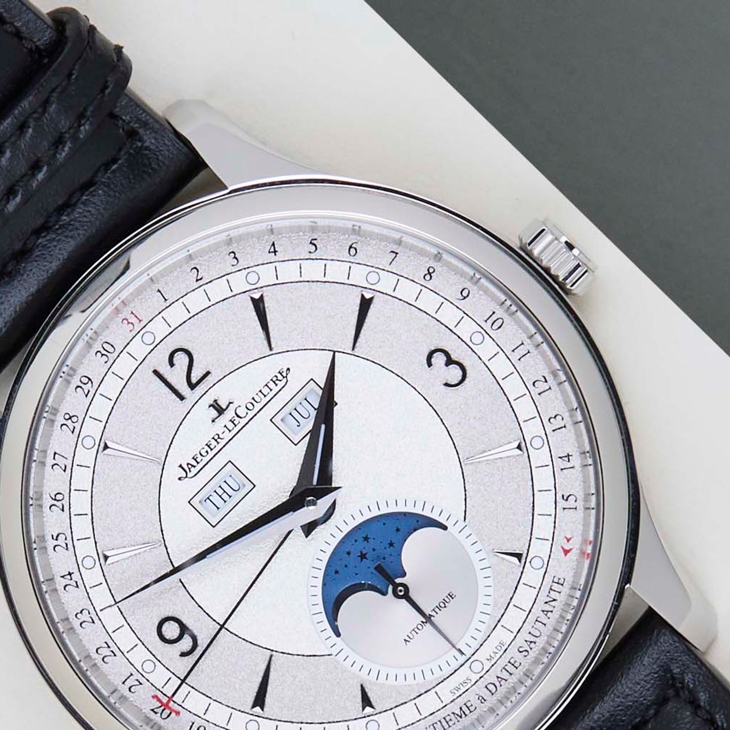 Jaeger-LeCoultre Master Control Q4148450 (2025) - Silver dial 40 mm Steel case (3/8)