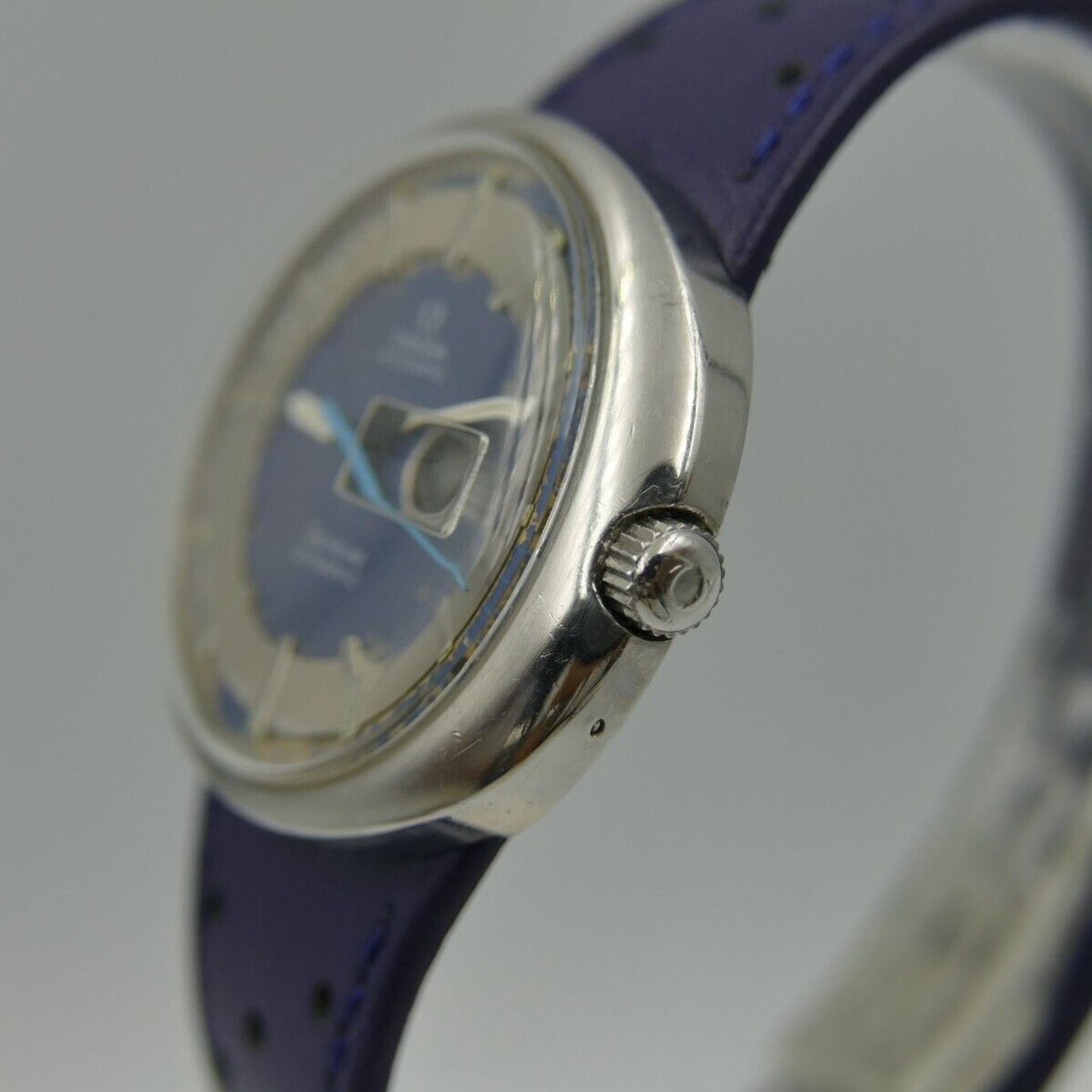 Omega Dynamic 166.108 (Onbekend (willekeurig serienummer)) - Blauw wijzerplaat 41mm Staal (7/16)