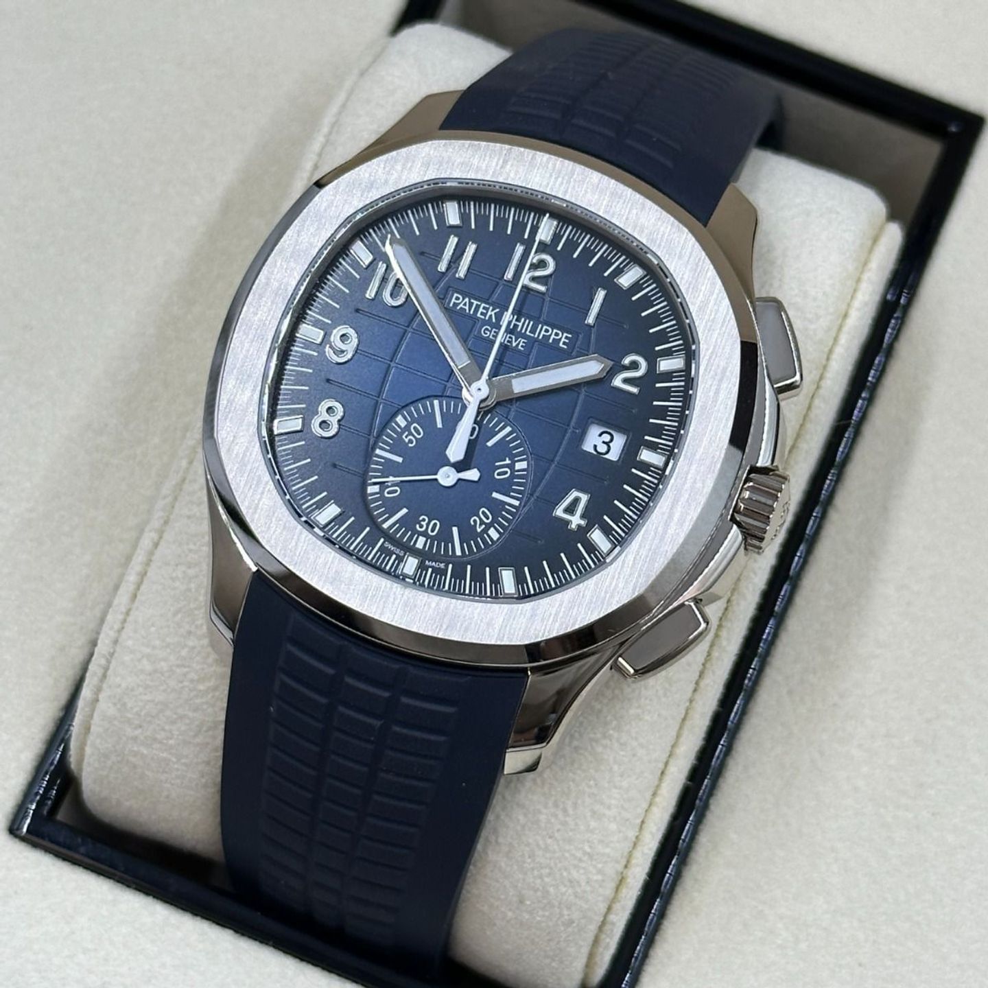 Patek Philippe Aquanaut 5968G-001 (2021) - Blauw wijzerplaat 42mm Witgoud (7/8)