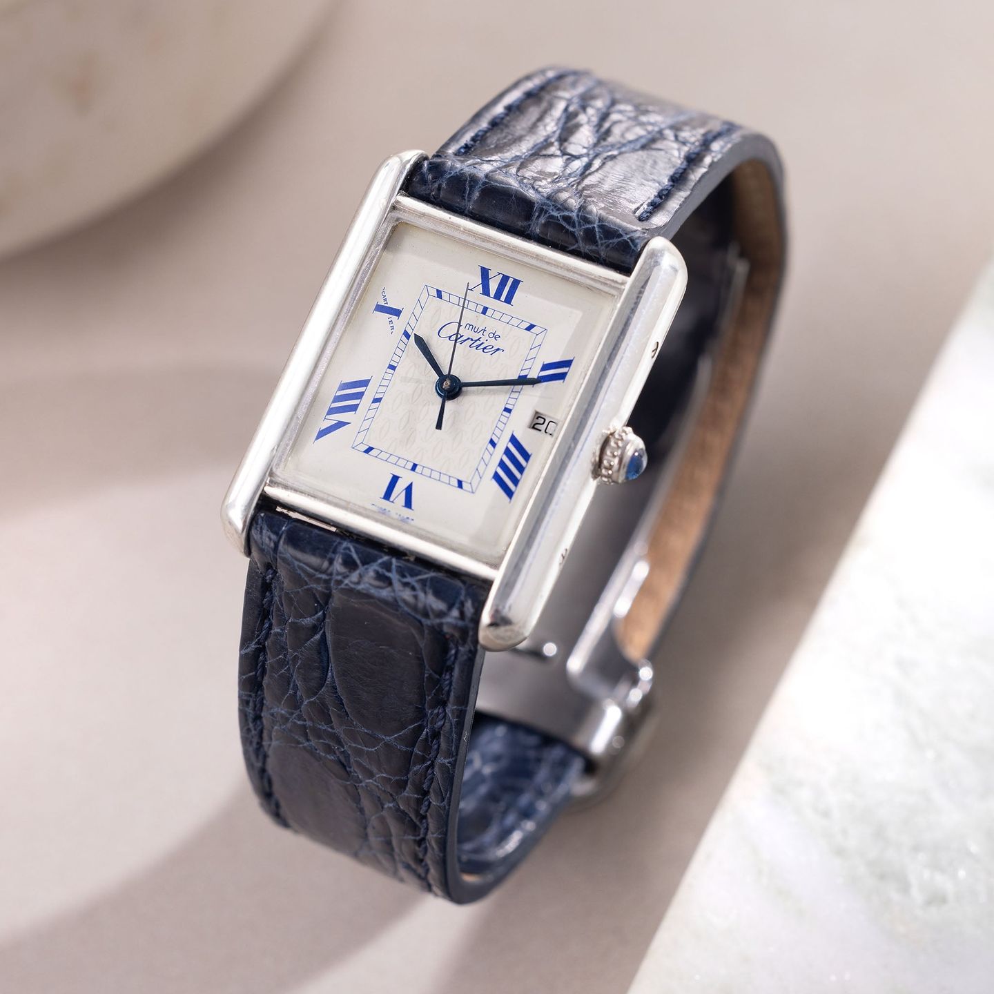 Cartier Tank 2414 (1990) - White dial 26 mm Silver case (1/7)