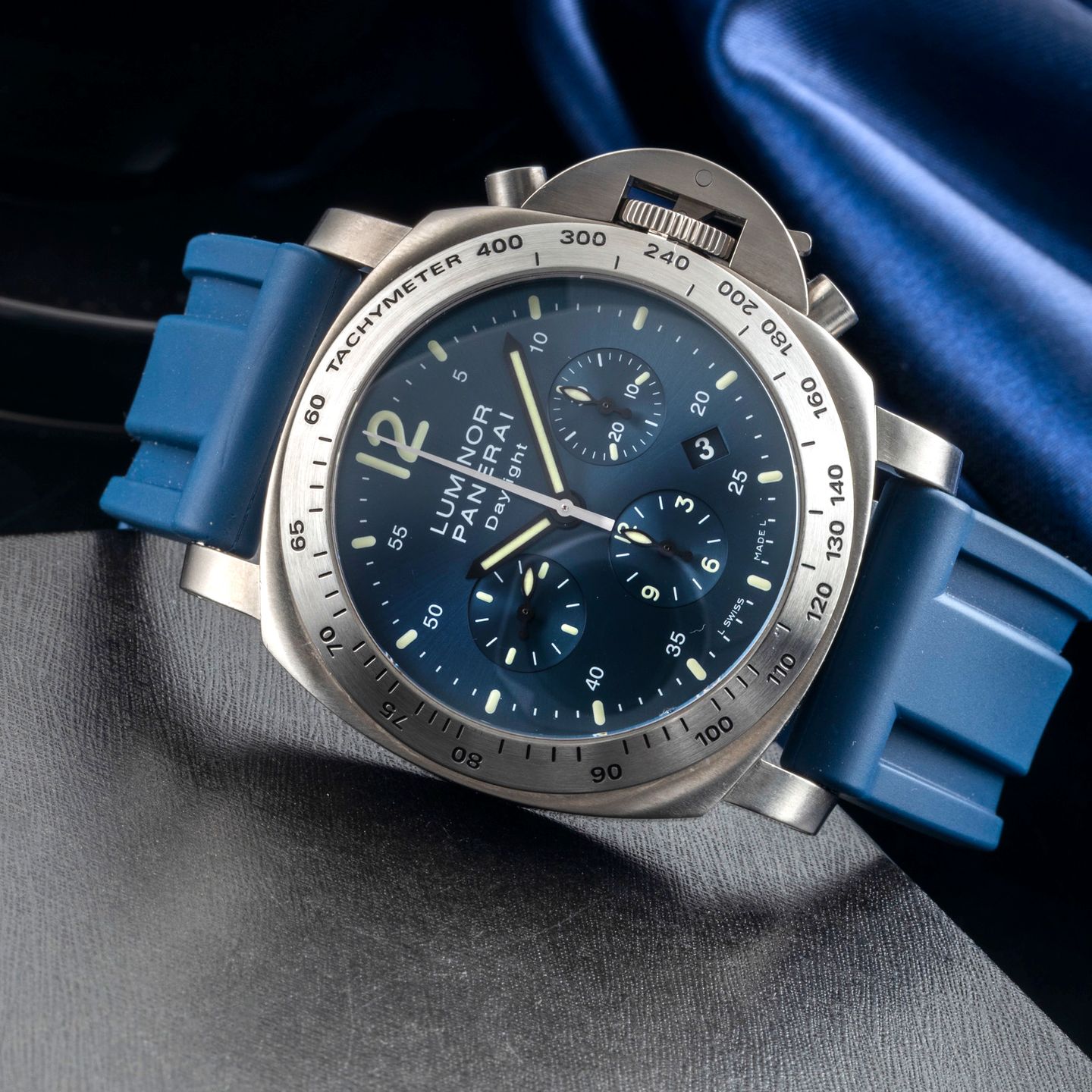 Panerai Luminor Chrono PAM00326 (2009) - Blauw wijzerplaat 44mm Titanium (2/8)