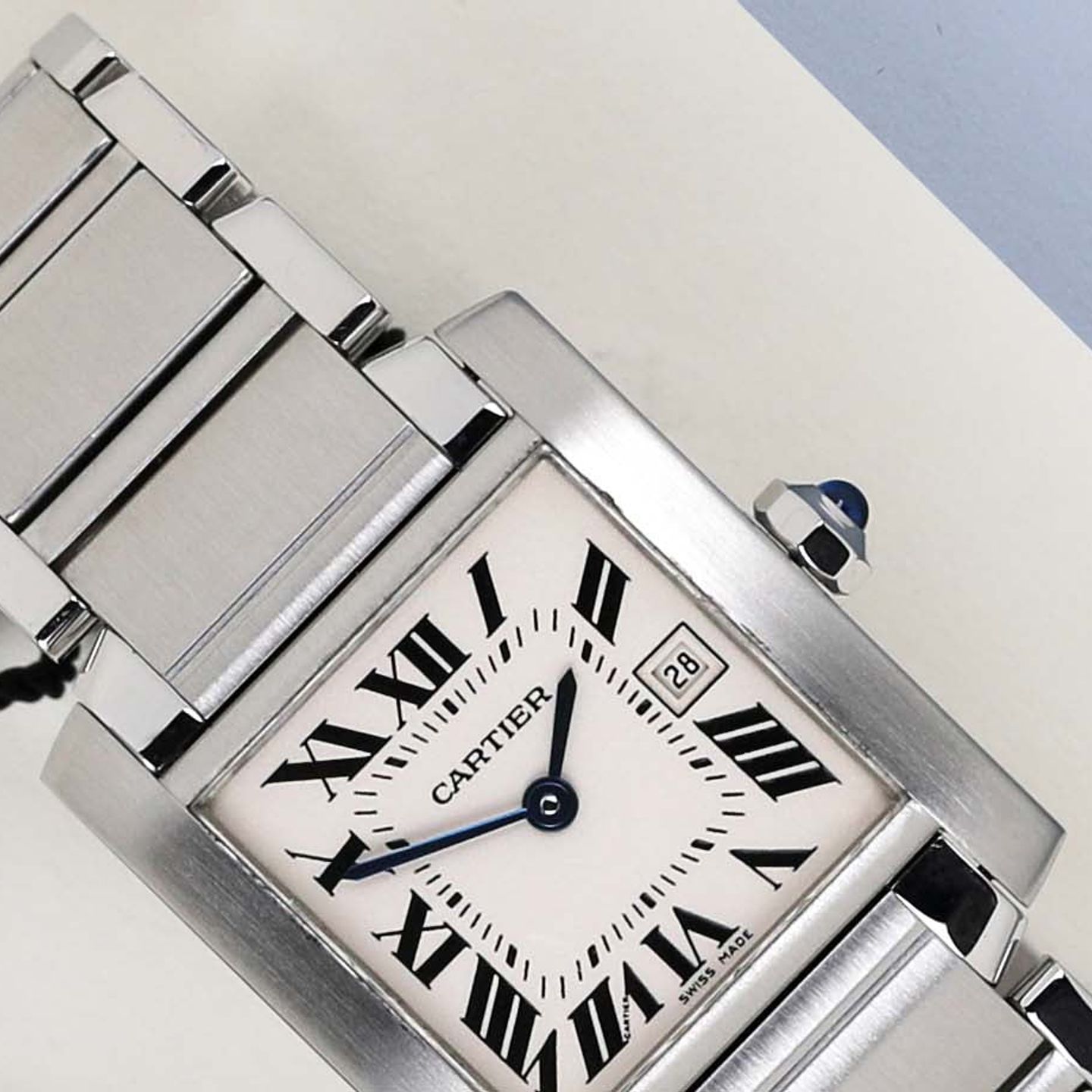 Cartier Tank Française W51011Q3 (2001) - White dial 25 mm Steel case (2/7)