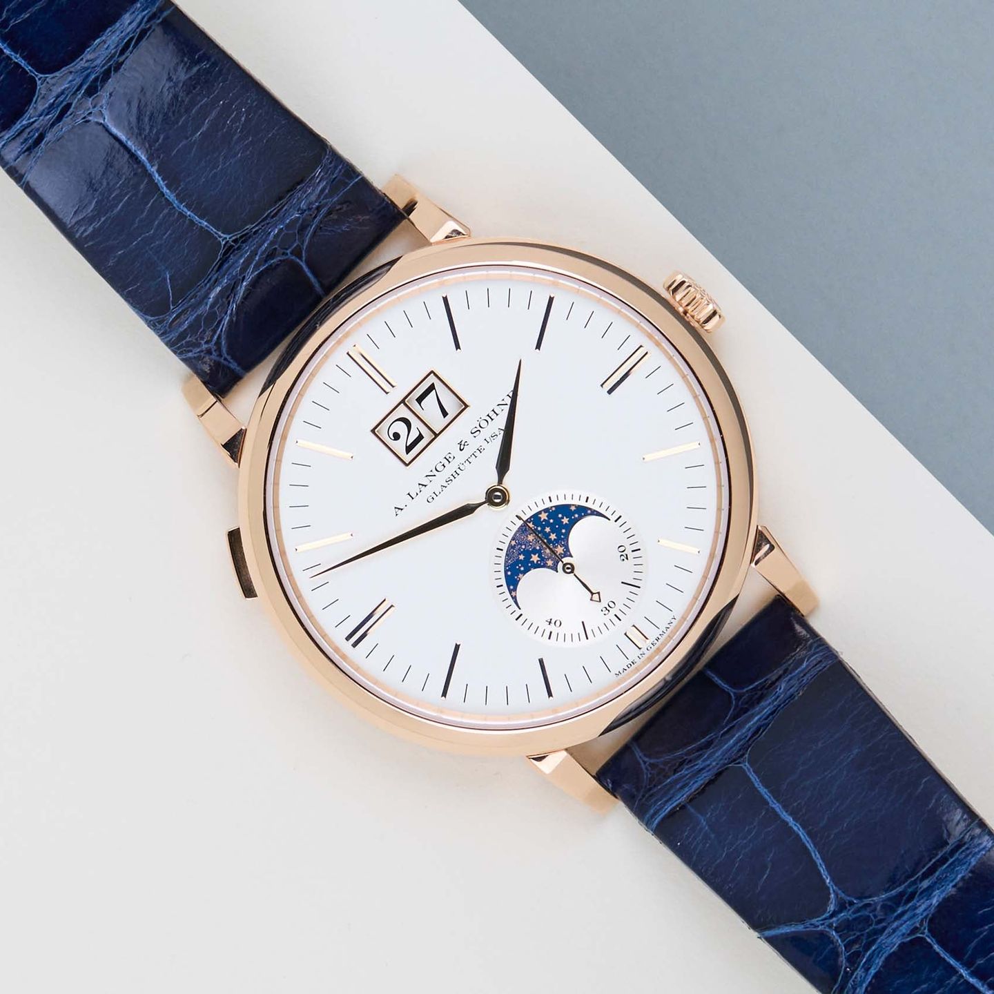 A. Lange & Söhne Saxonia 384.032 - (1/8)