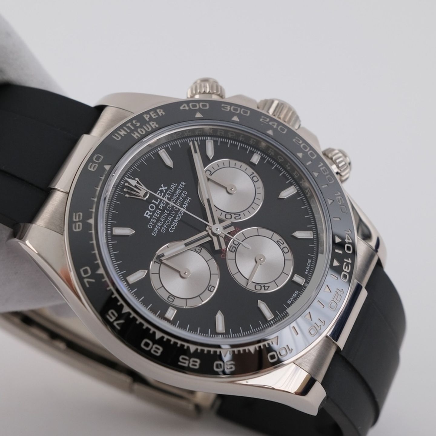 Rolex Daytona 126519LN (2024) - 40 mm White Gold case (4/8)