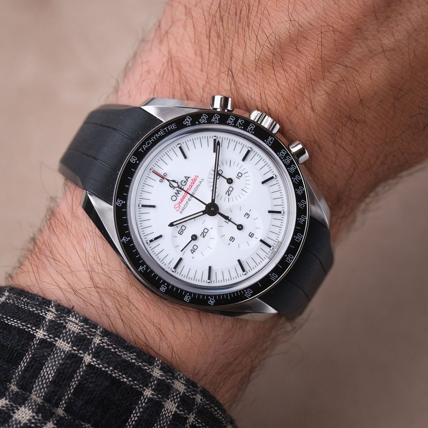 Omega Speedmaster Professional Moonwatch 310.32.42.50.04.001 - (2/21)