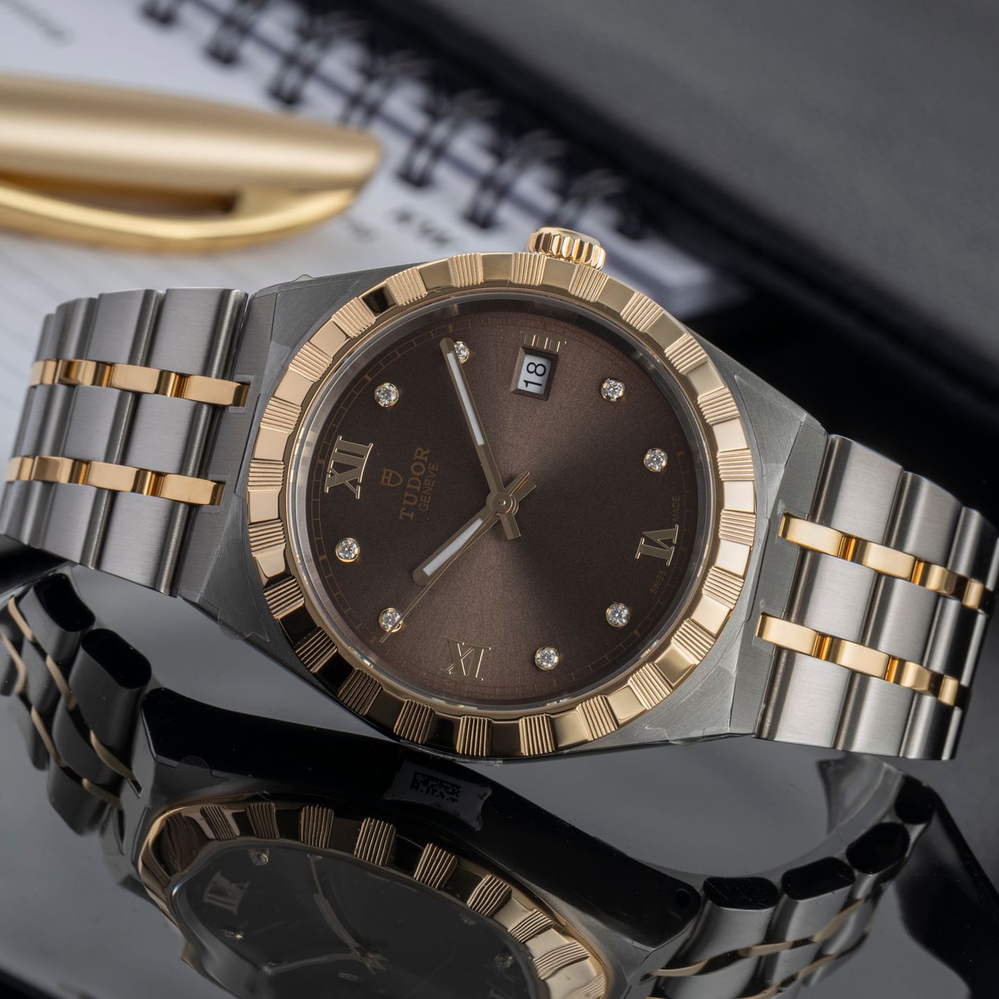 Tudor Royal 28503 (Onbekend (willekeurig serienummer)) - Bruin wijzerplaat 38mm Staal (2/8)