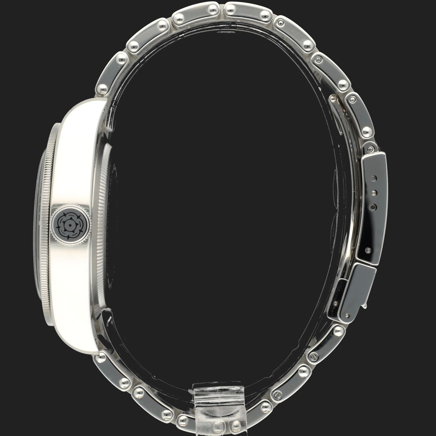 Tudor Black Bay 79230G (2022) - Black dial 41 mm Steel case (7/8)