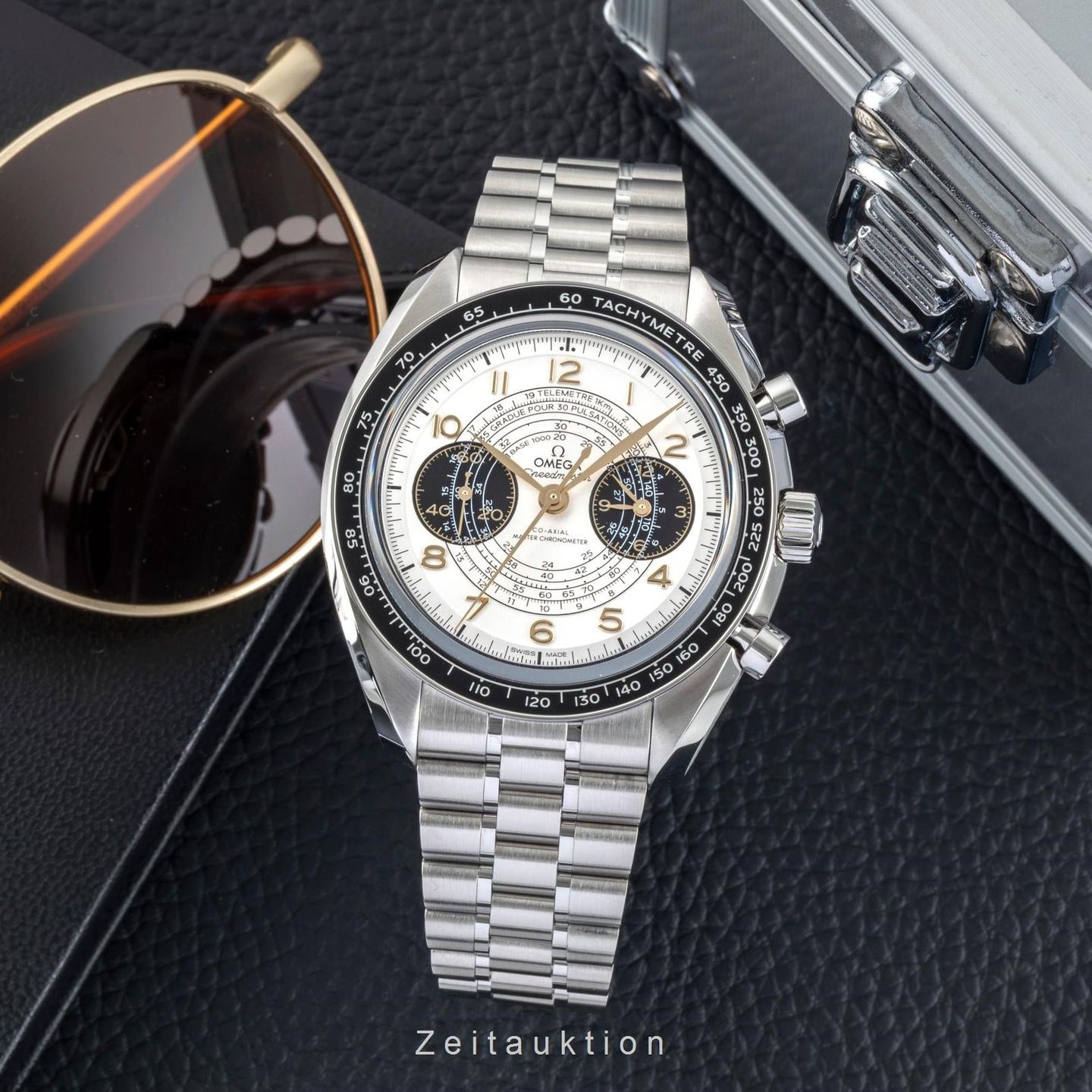Omega Speedmaster Chronoscope 522.30.43.51.02.001 (Unknown (random serial)) - Silver dial 40 mm Steel case (3/8)