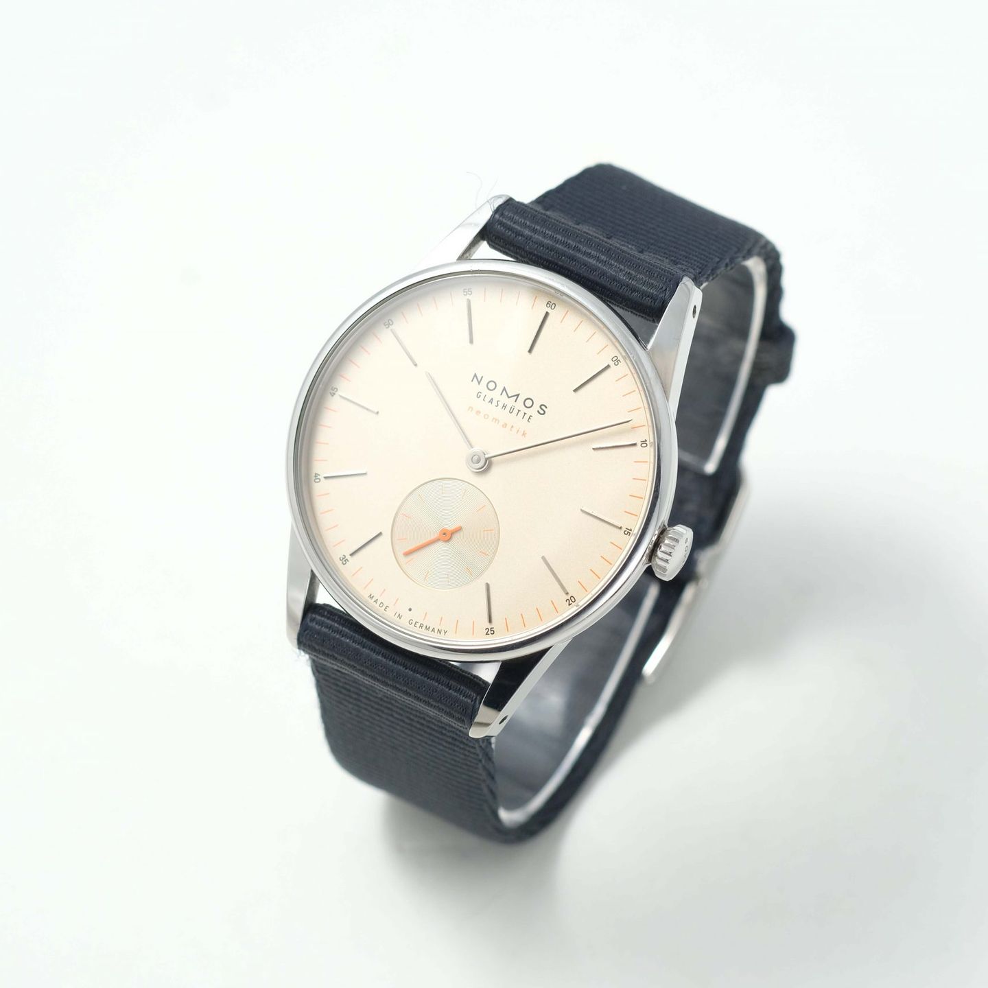 NOMOS Orion Unknown - (4/4)