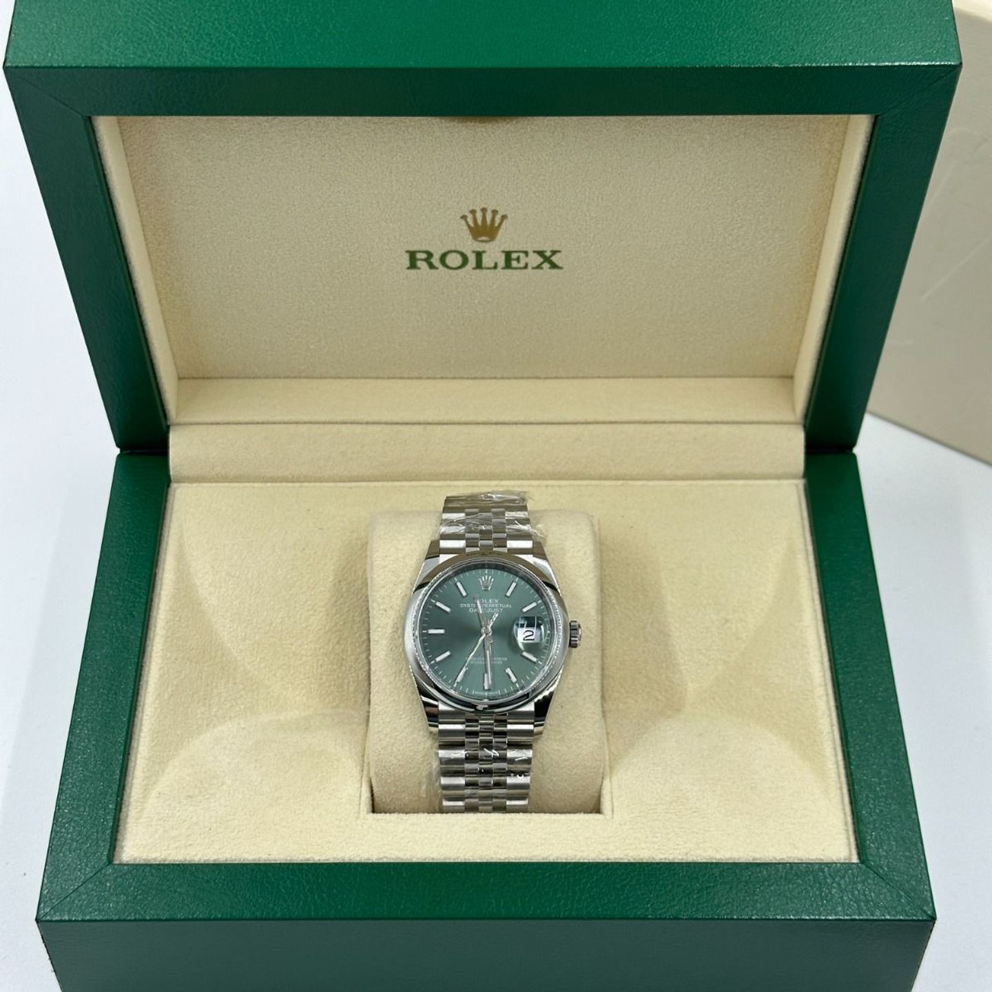 Rolex Datejust 36 126200 (2024) - Groen wijzerplaat 36mm Staal (4/8)