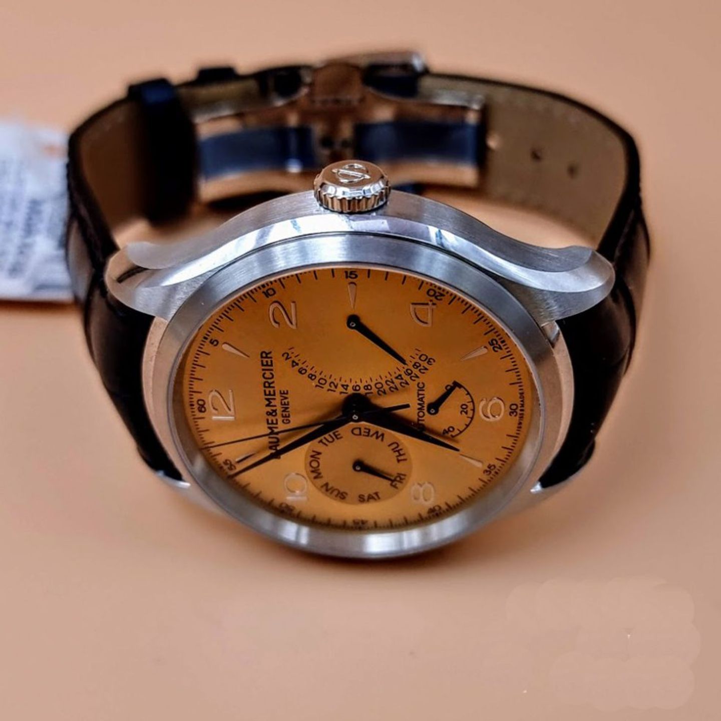 Baume & Mercier Clifton M0A10189 (2025) - Gold dial 43 mm Steel case (5/8)