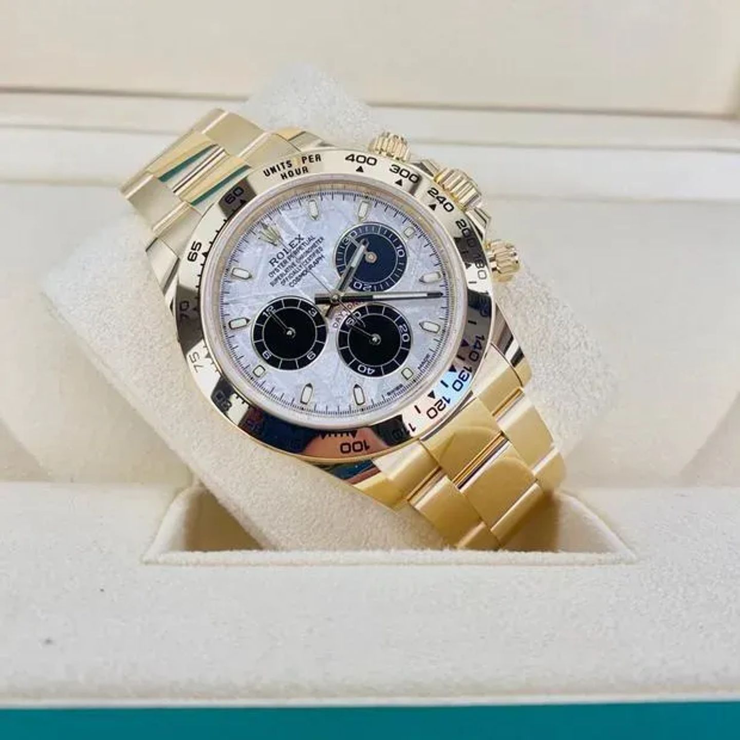 Rolex Daytona 116508 - (3/6)