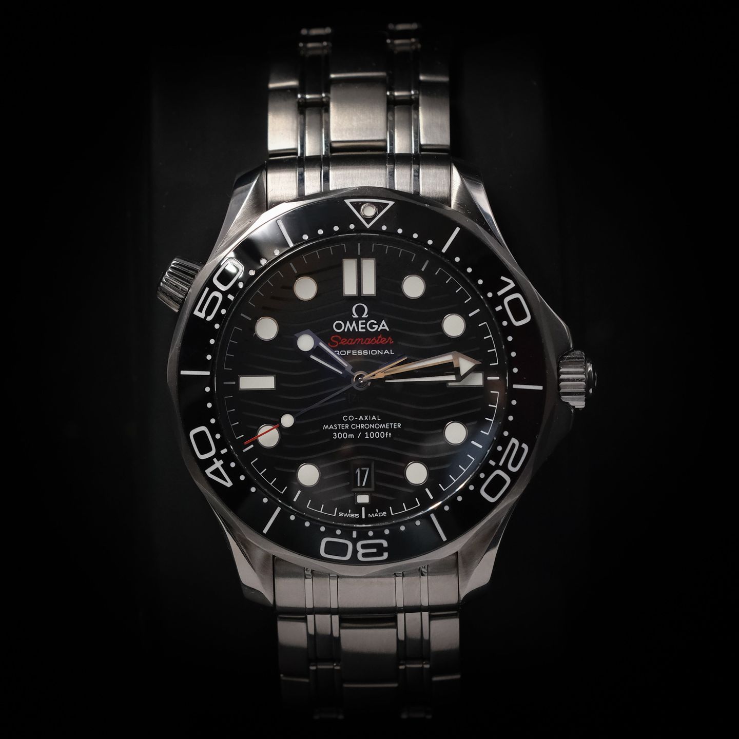 Omega Seamaster Diver 300 M 210.30.42.20.01.001 (2024) - Zwart wijzerplaat 42mm Staal (1/3)