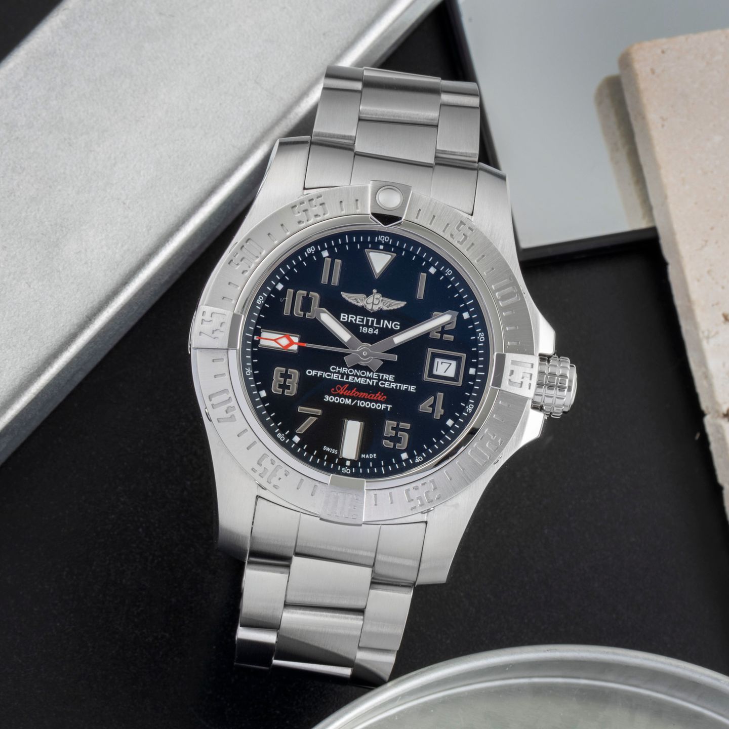 Breitling Avenger II Seawolf A17331101B2A1 - (1/8)