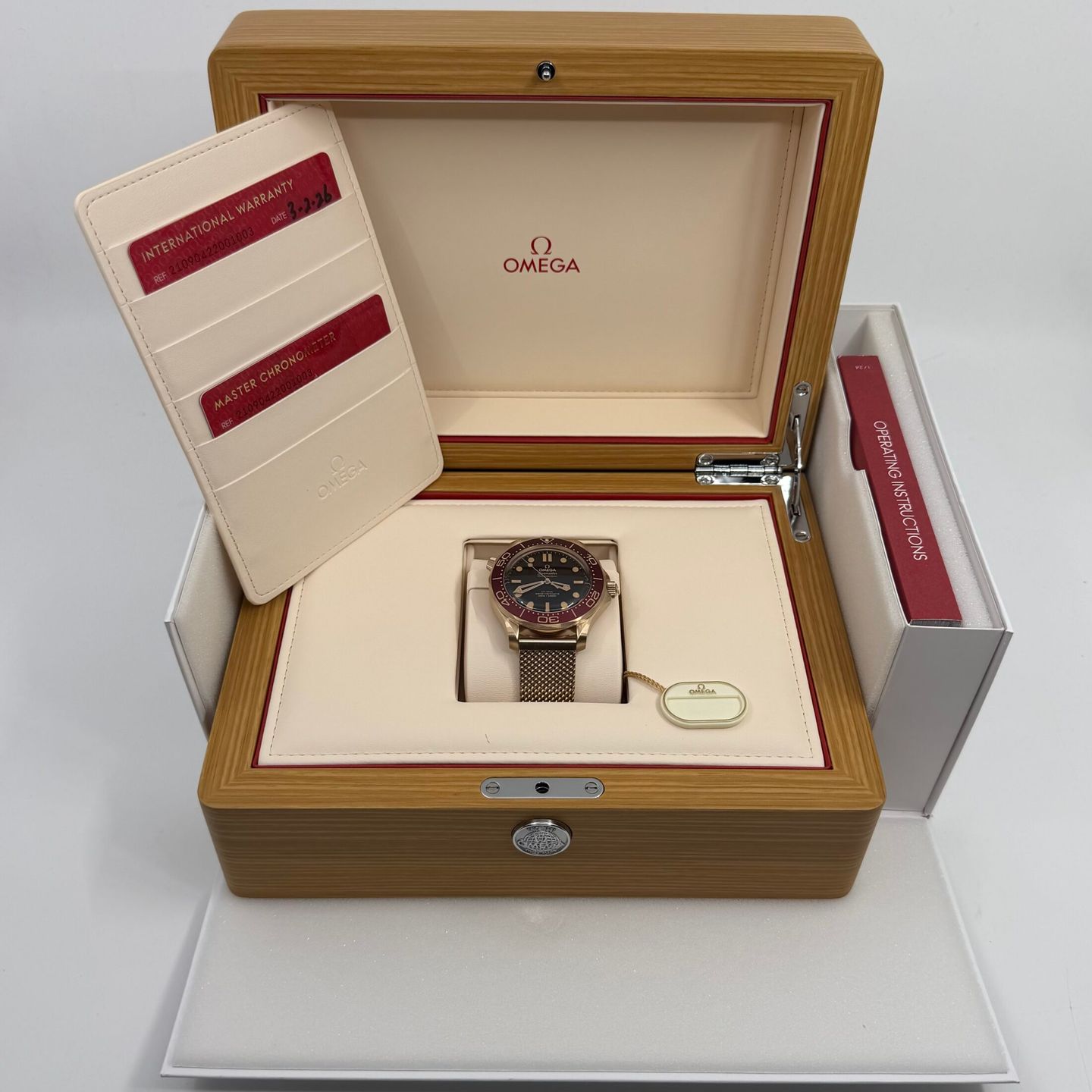 Omega Seamaster Diver 300 M 210.90.42.20.01.003 - (3/8)