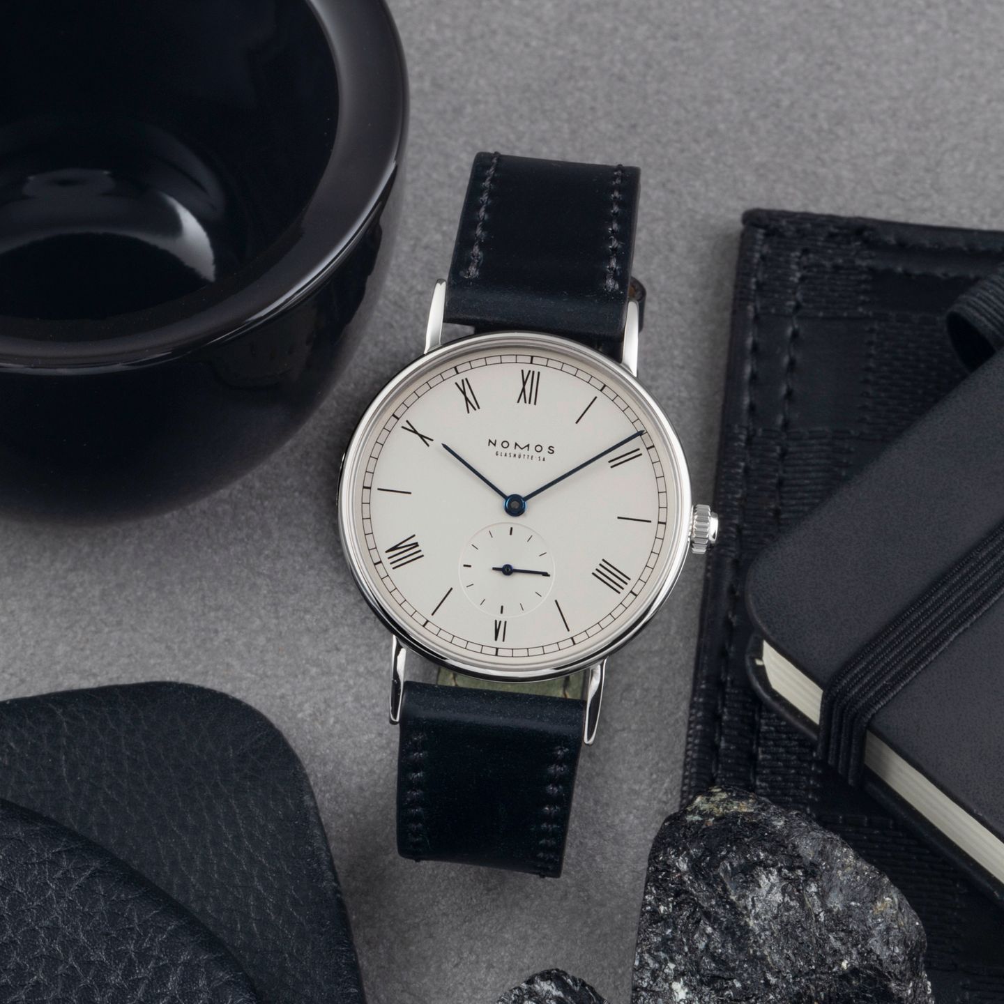 NOMOS Ludwig 205 (2014) - White dial 35 mm Steel case (1/8)