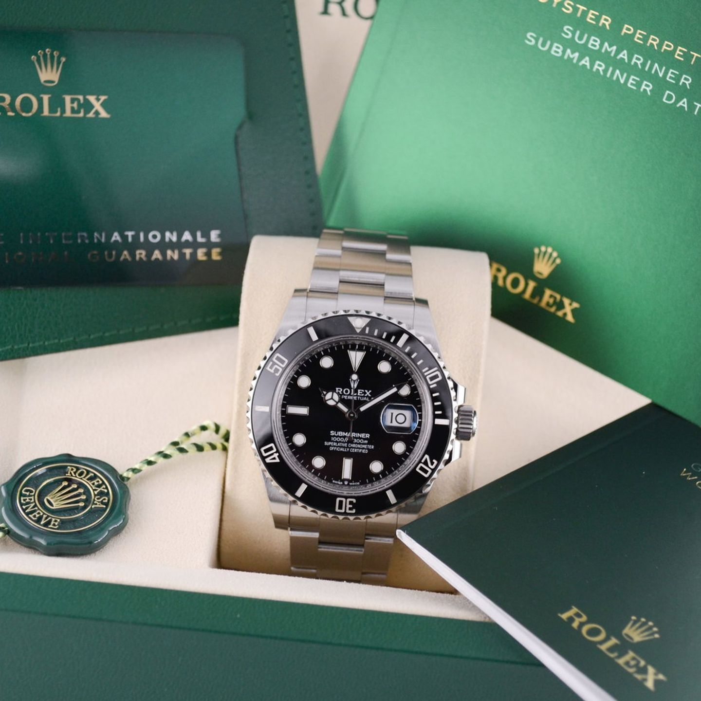 Rolex Submariner Date 126610LN - (7/7)