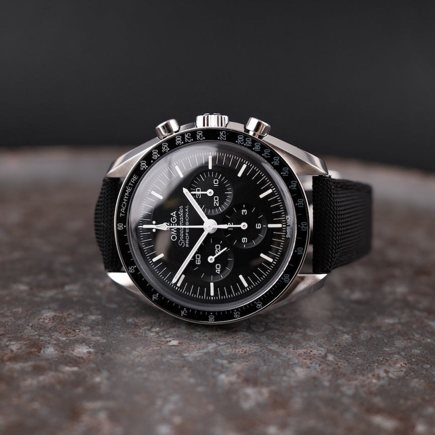 Omega Speedmaster Professional Moonwatch 310.32.42.50.01.001 (2023) - Black dial 42 mm Steel case (7/8)