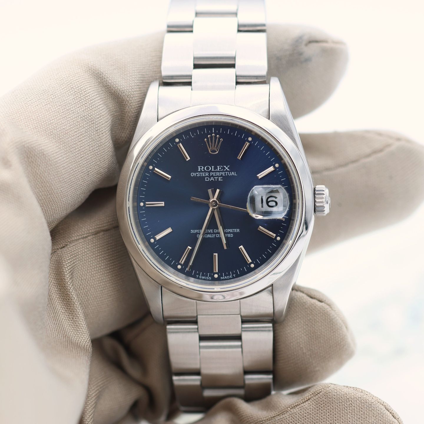 Rolex Oyster Perpetual Date 15200 - (2/8)
