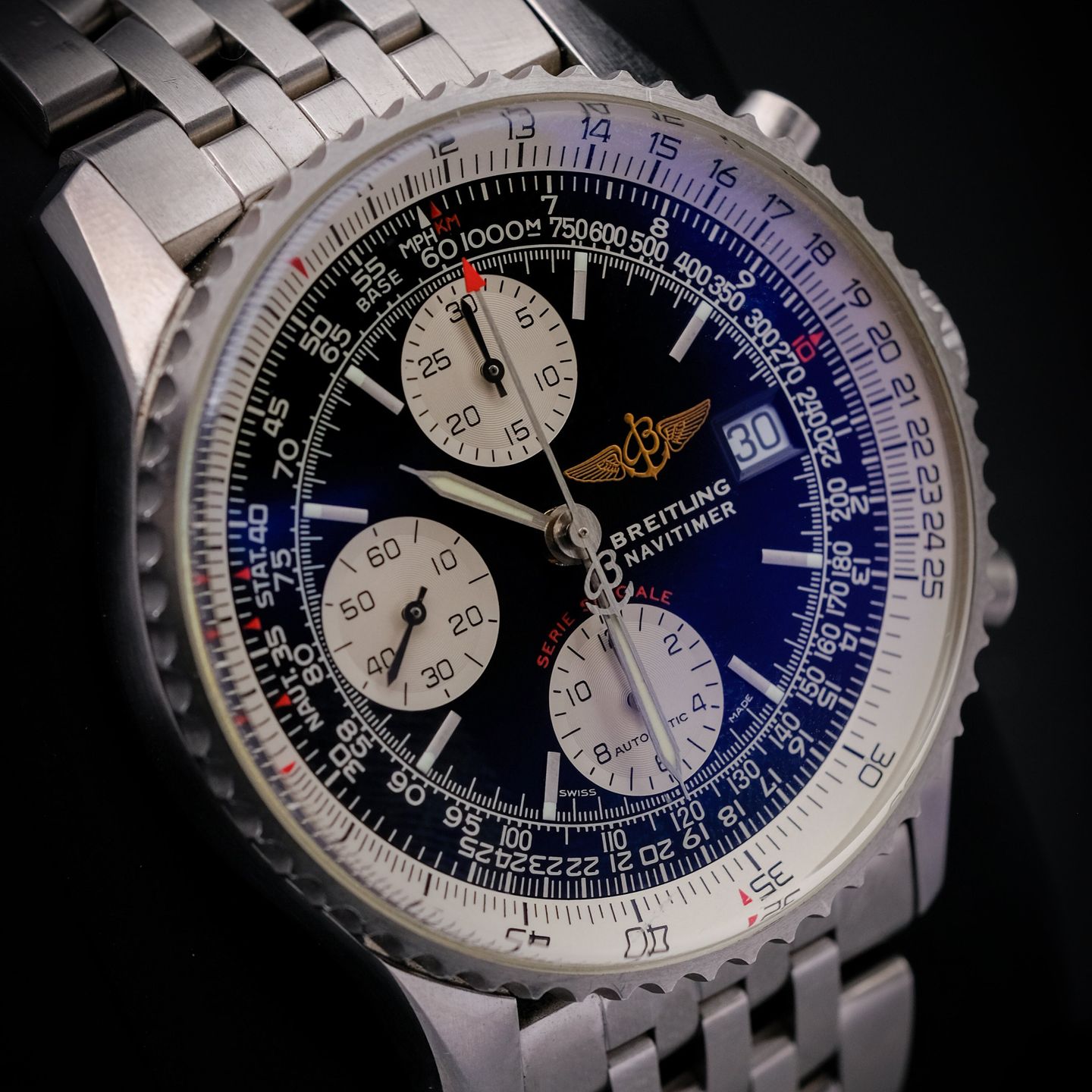 Breitling Navitimer A13330 (2000) - Black dial 42 mm Steel case (2/2)