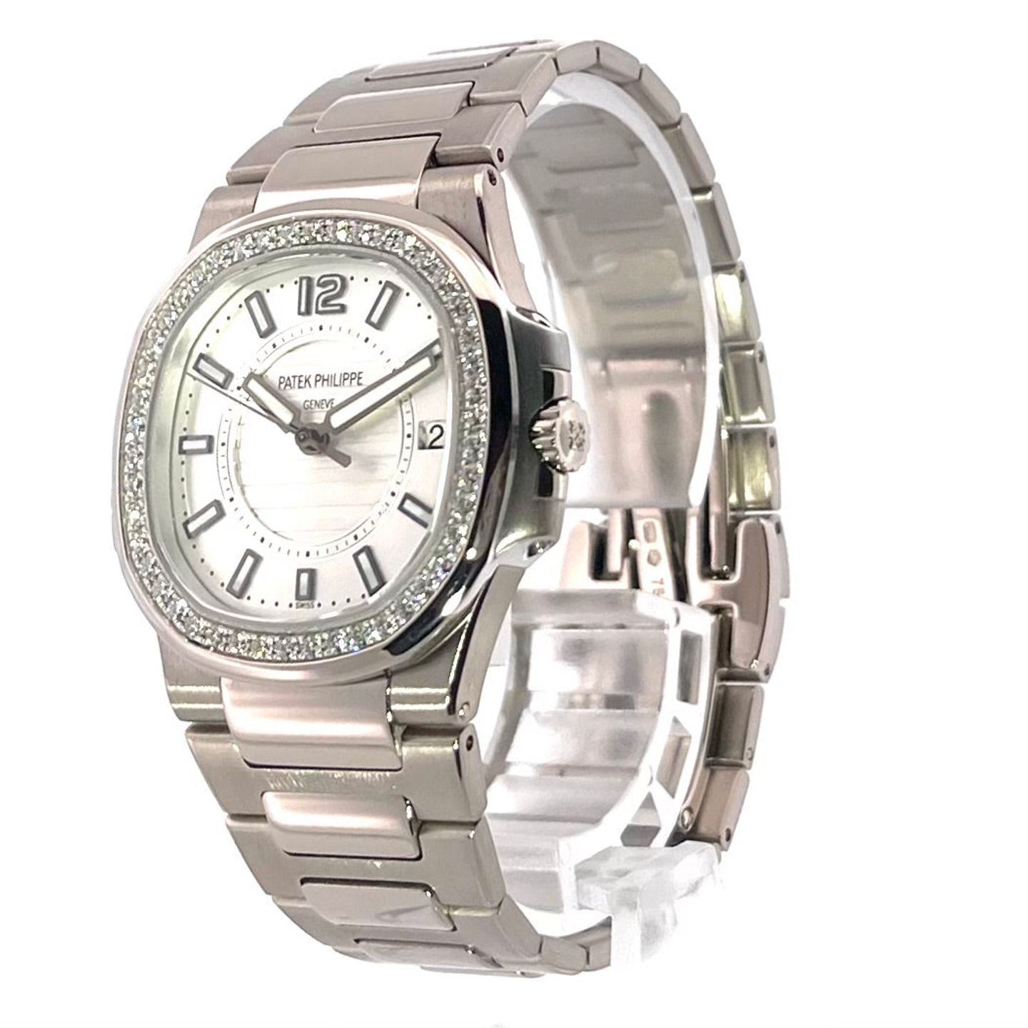 Patek Philippe Nautilus 7010/1G-001 (2011) - Silver dial 32 mm White Gold case (2/7)