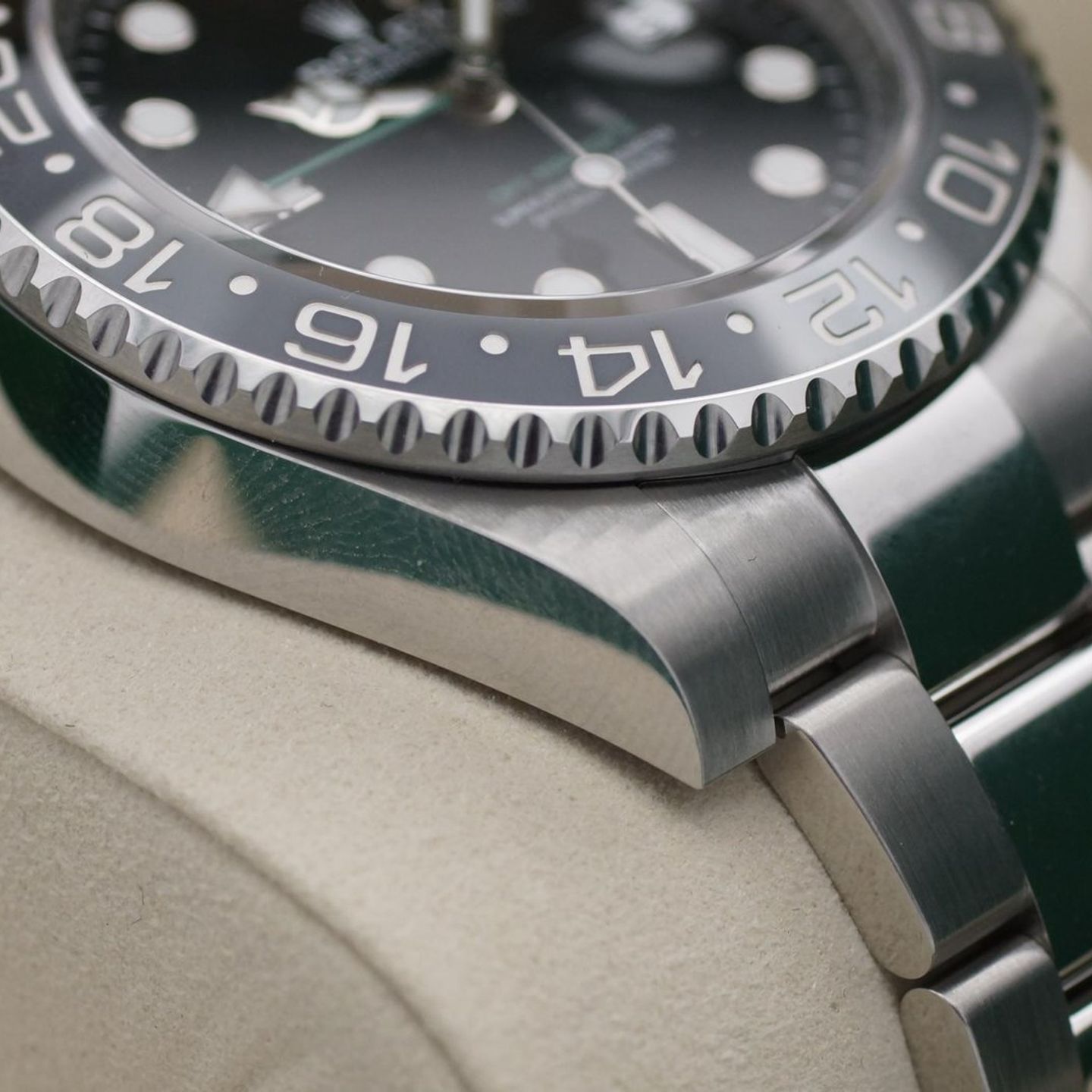 Rolex GMT-Master II 126710GRNR - (7/8)