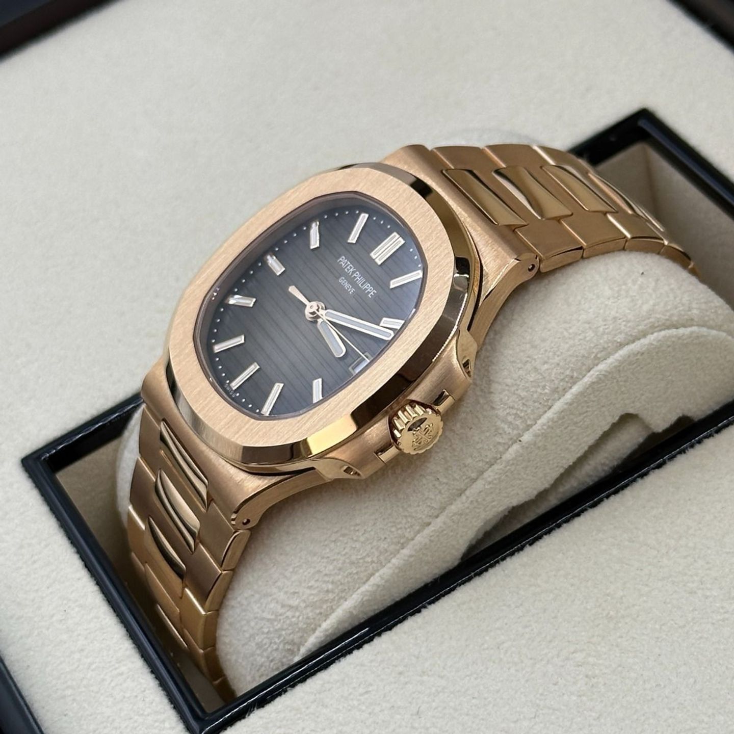 Patek Philippe Nautilus 5711/1R-001 (2021) - Bruin wijzerplaat 40mm Roségoud (6/8)