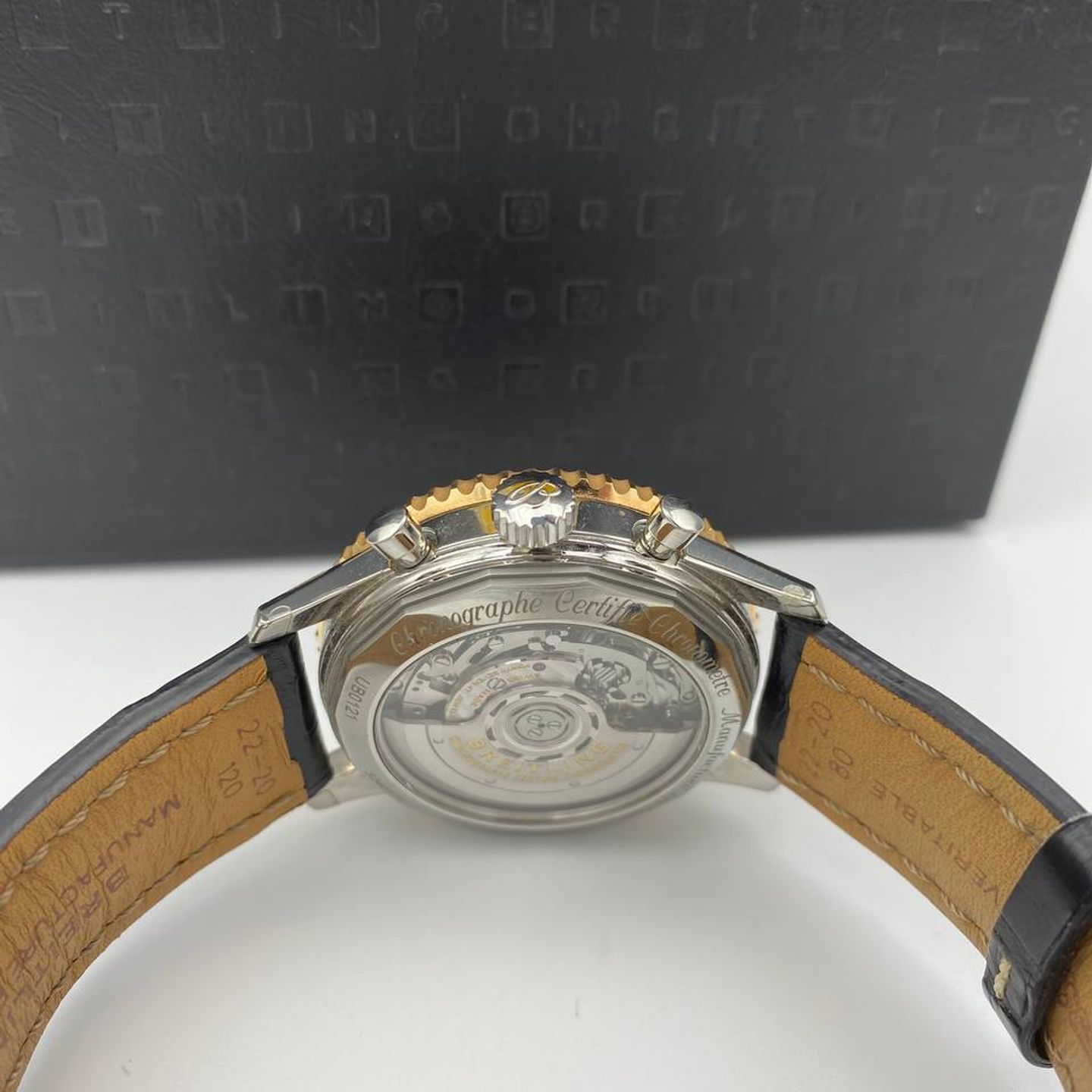 Breitling Navitimer 1 B01 Chronograph UB0121211F1P1 (2020) - Grey dial 43 mm Steel case (3/3)