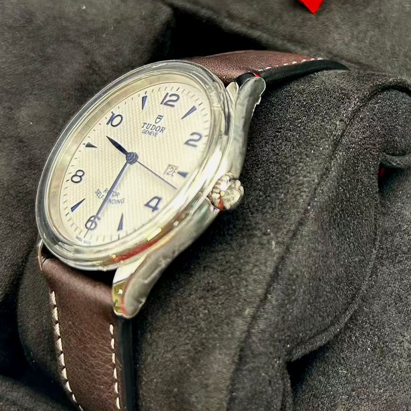 Tudor 1926 91650 - (4/8)
