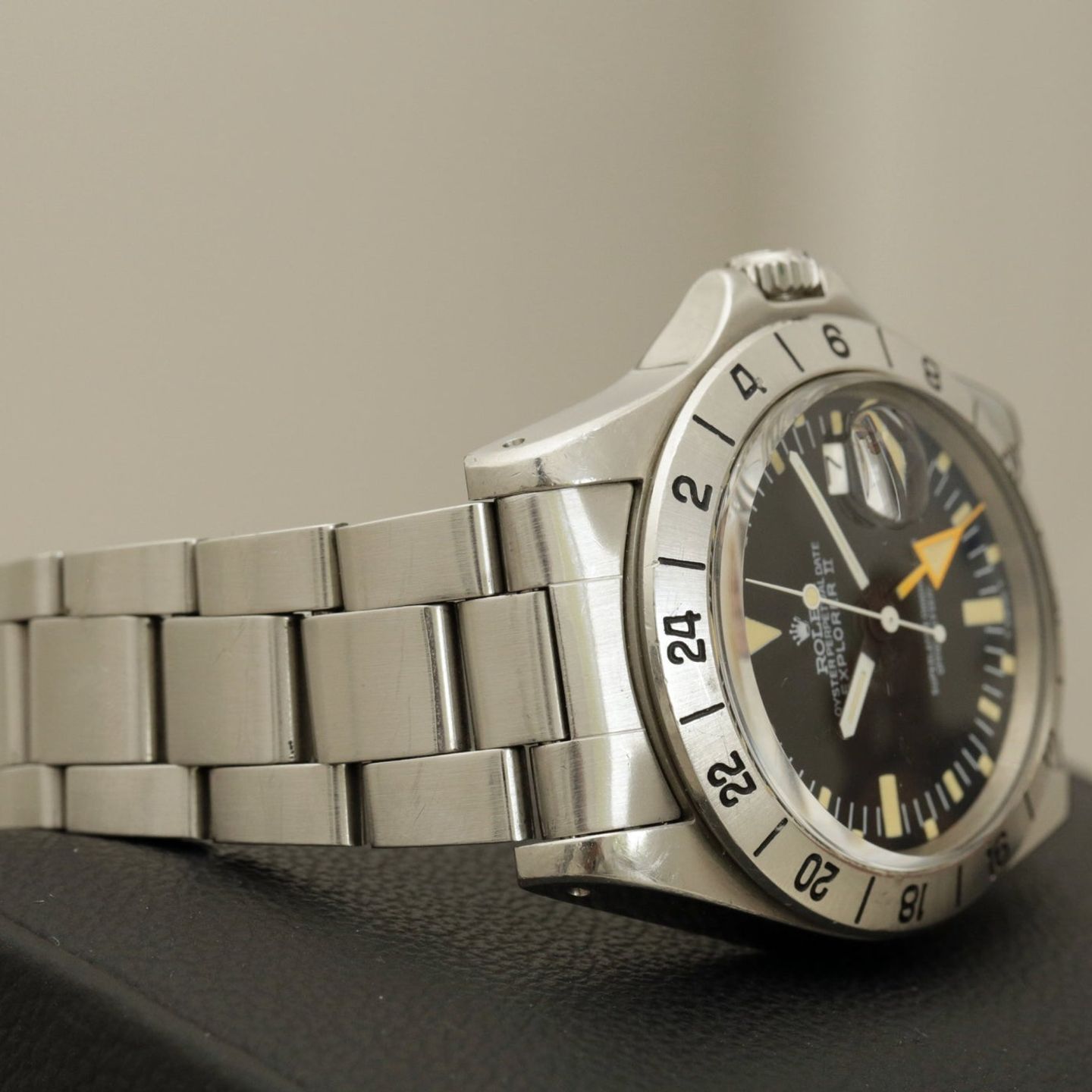 Rolex Explorer II 1655 (1974) - Black dial 47 mm Steel case (7/7)