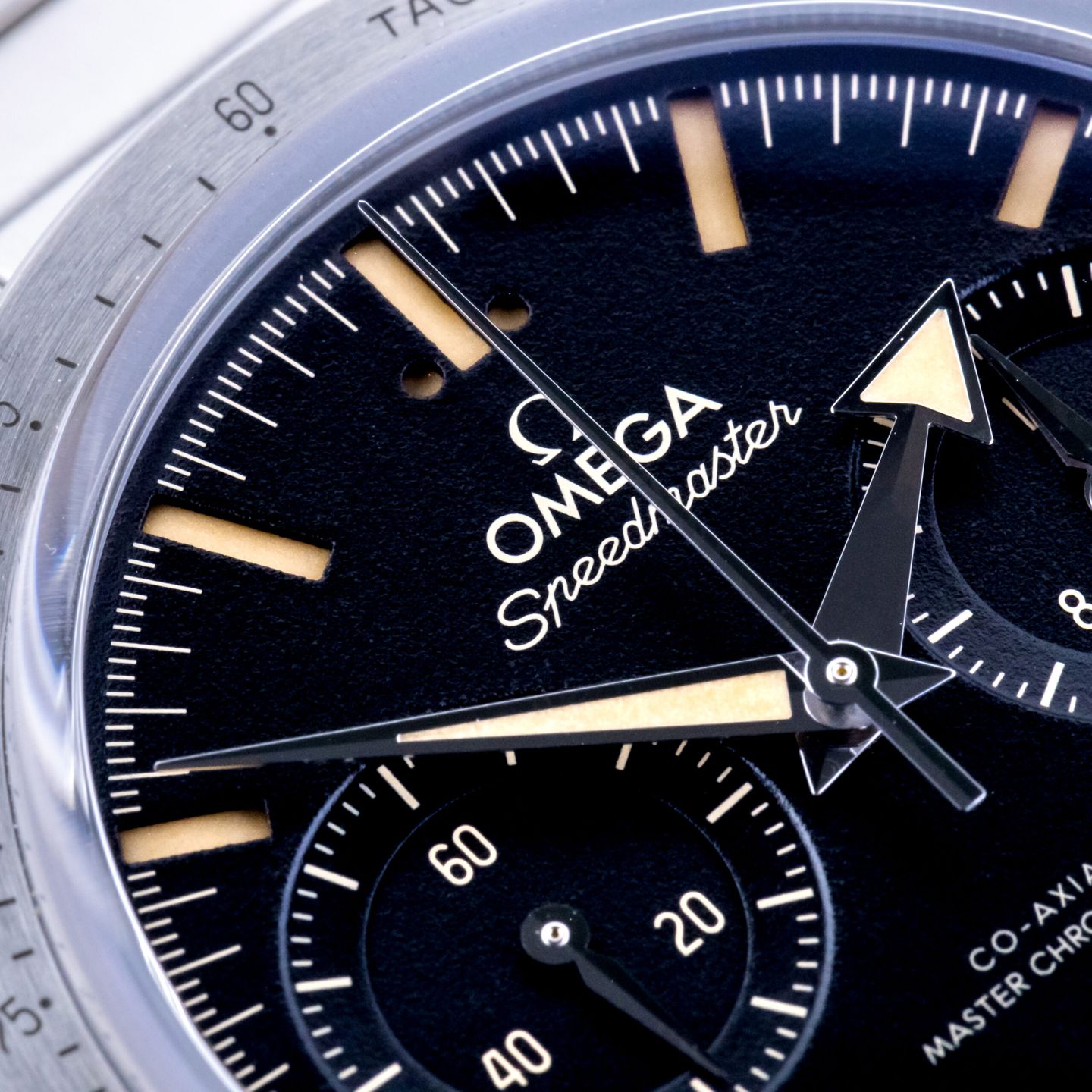 Omega Speedmaster '57 332.10.41.51.01.001 (2022) - Black dial 41 mm Steel case (2/8)