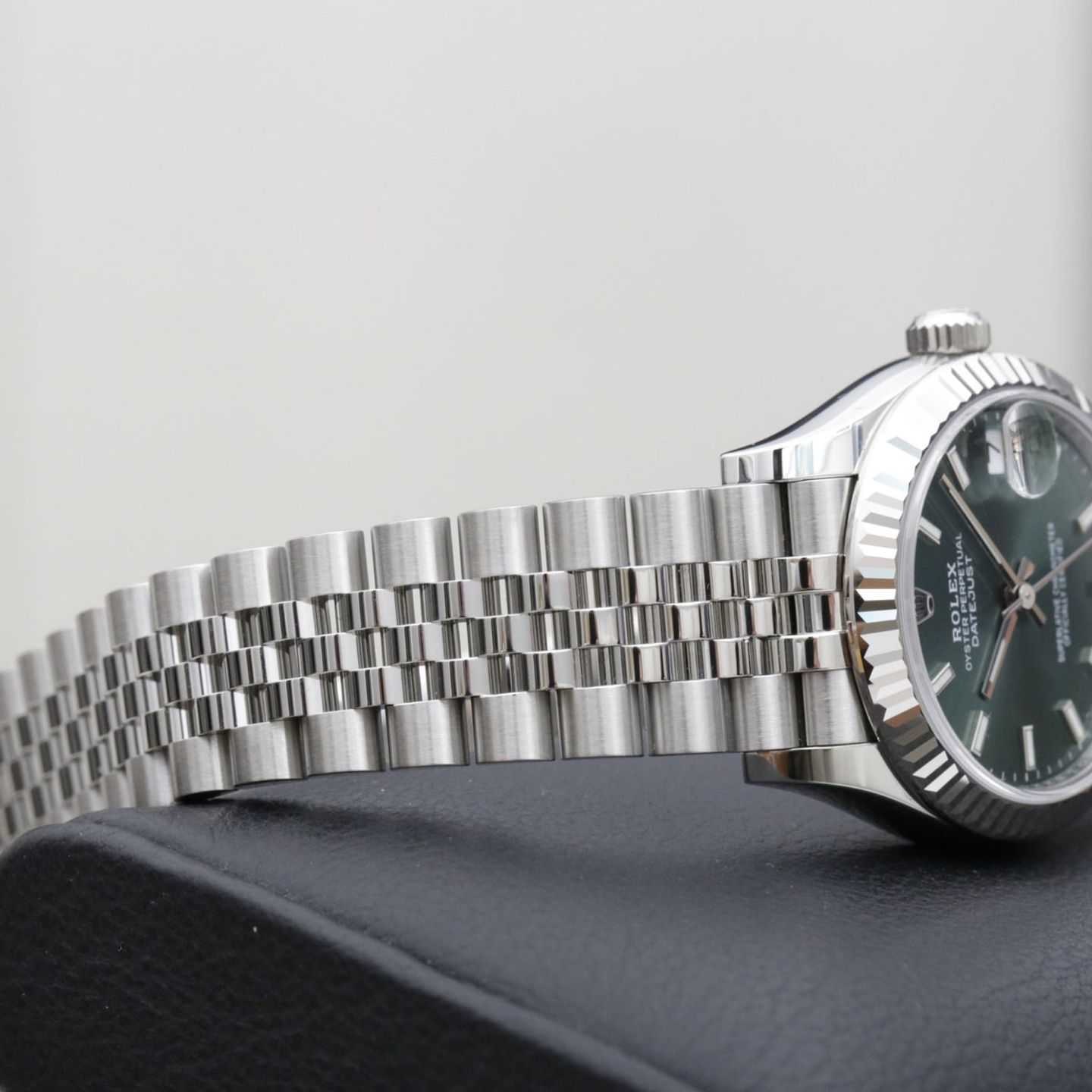 Rolex Datejust 31 278274 (2023) - Green dial 31 mm Steel case (3/8)