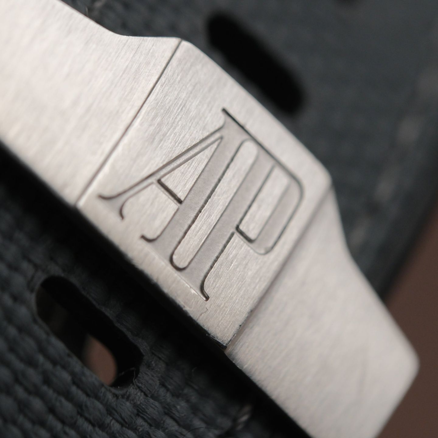 Audemars Piguet Royal Oak Offshore Diver 15703ST - (7/7)